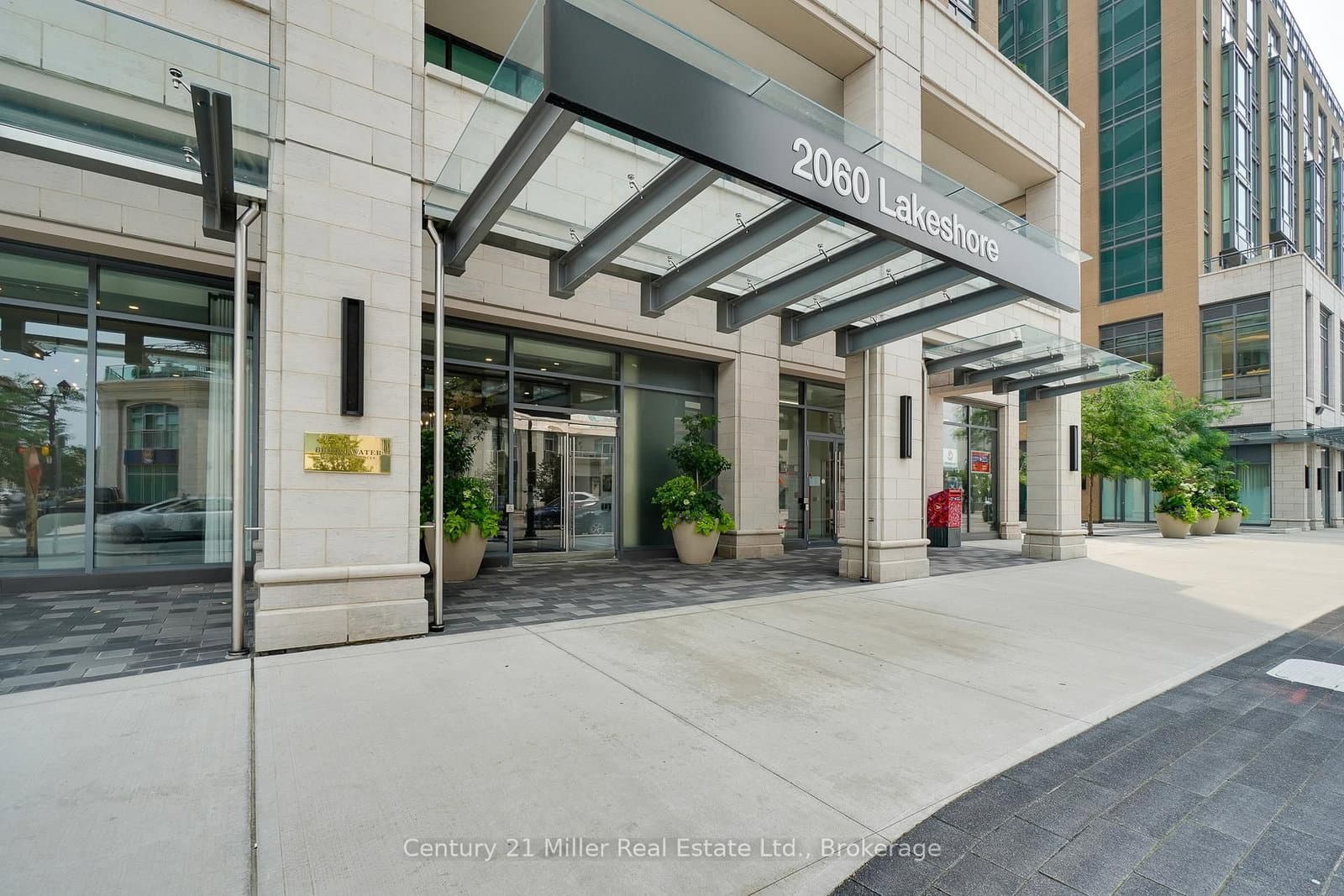2060 Lakeshore Road, Unit 802 - Image 1