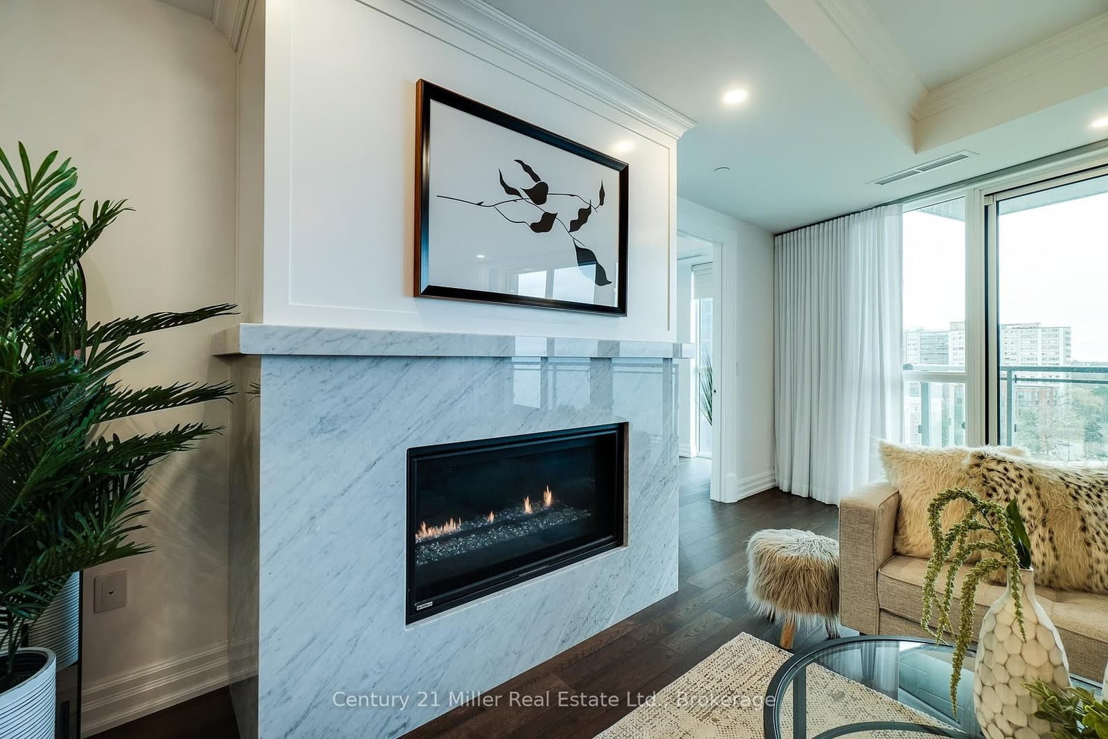 2060 Lakeshore Road, Unit 802 thumbnail 10
