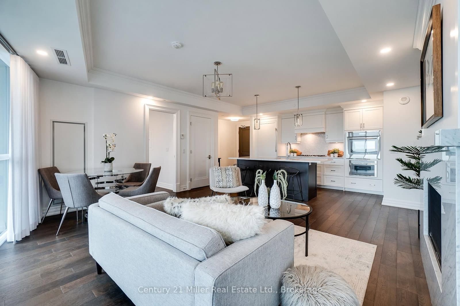 2060 Lakeshore Road, Unit 802 thumbnail 11