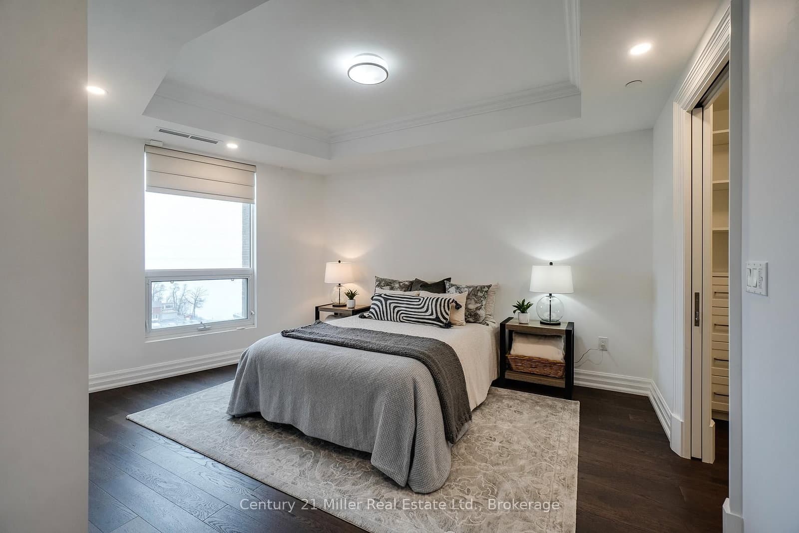 2060 Lakeshore Road, Unit 802 thumbnail 16