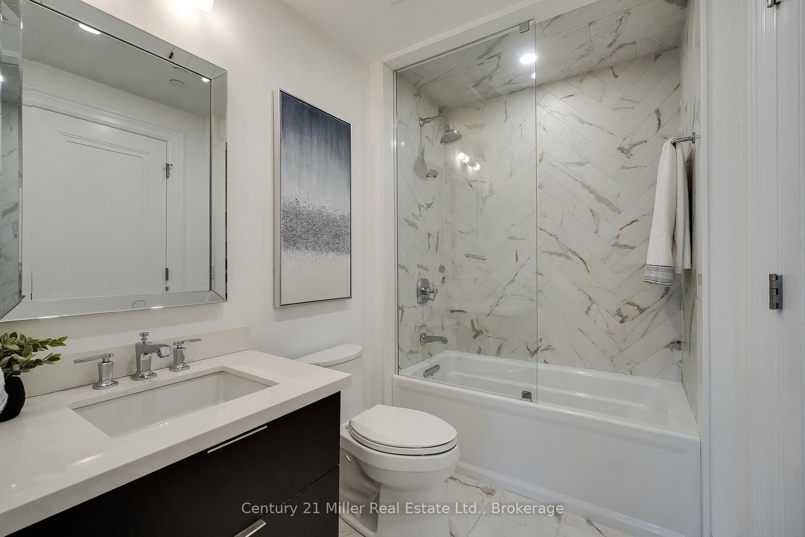 2060 Lakeshore Road, Unit 802 thumbnail 19