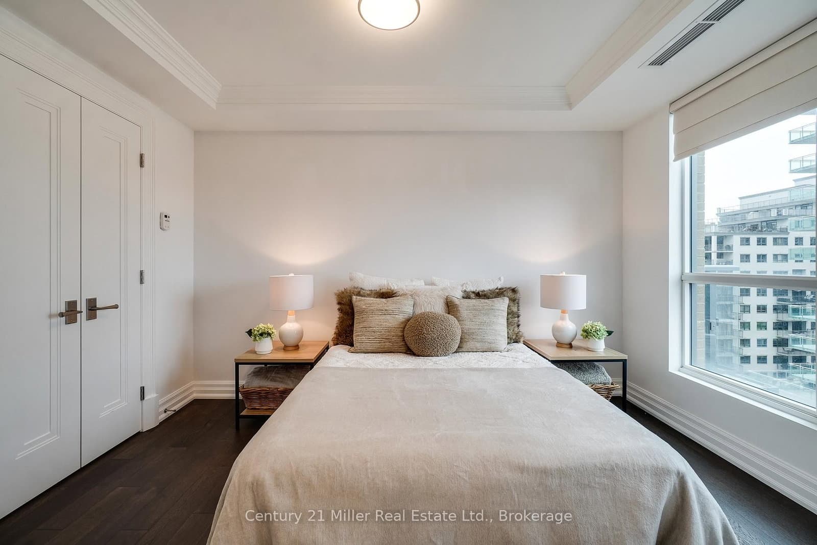2060 Lakeshore Road, Unit 802 thumbnail 22