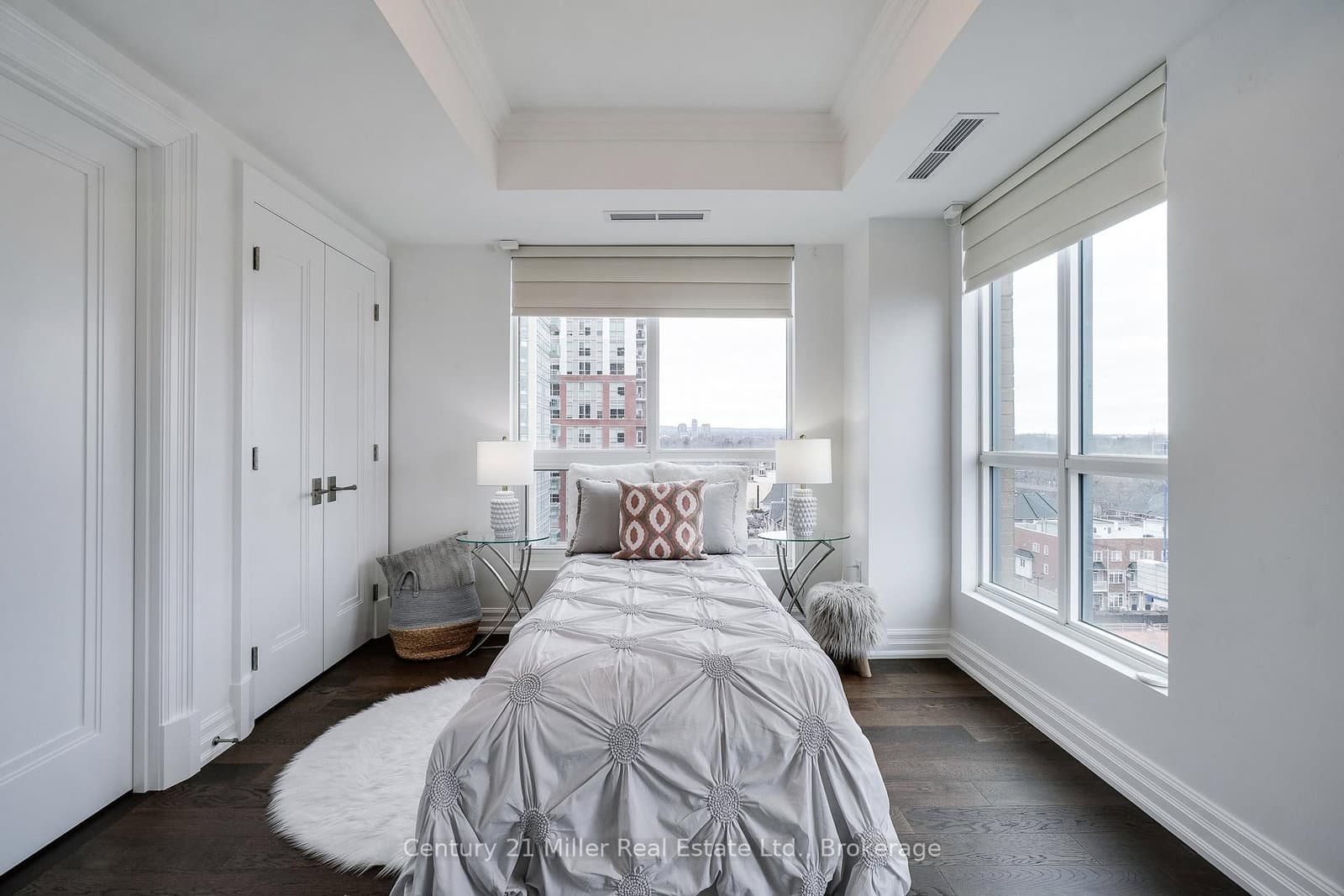 2060 Lakeshore Road, Unit 802 thumbnail 25