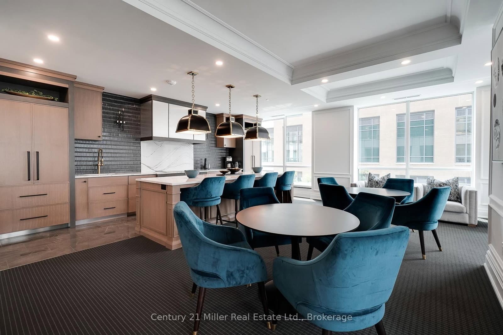 2060 Lakeshore Road, Unit 802 thumbnail 34