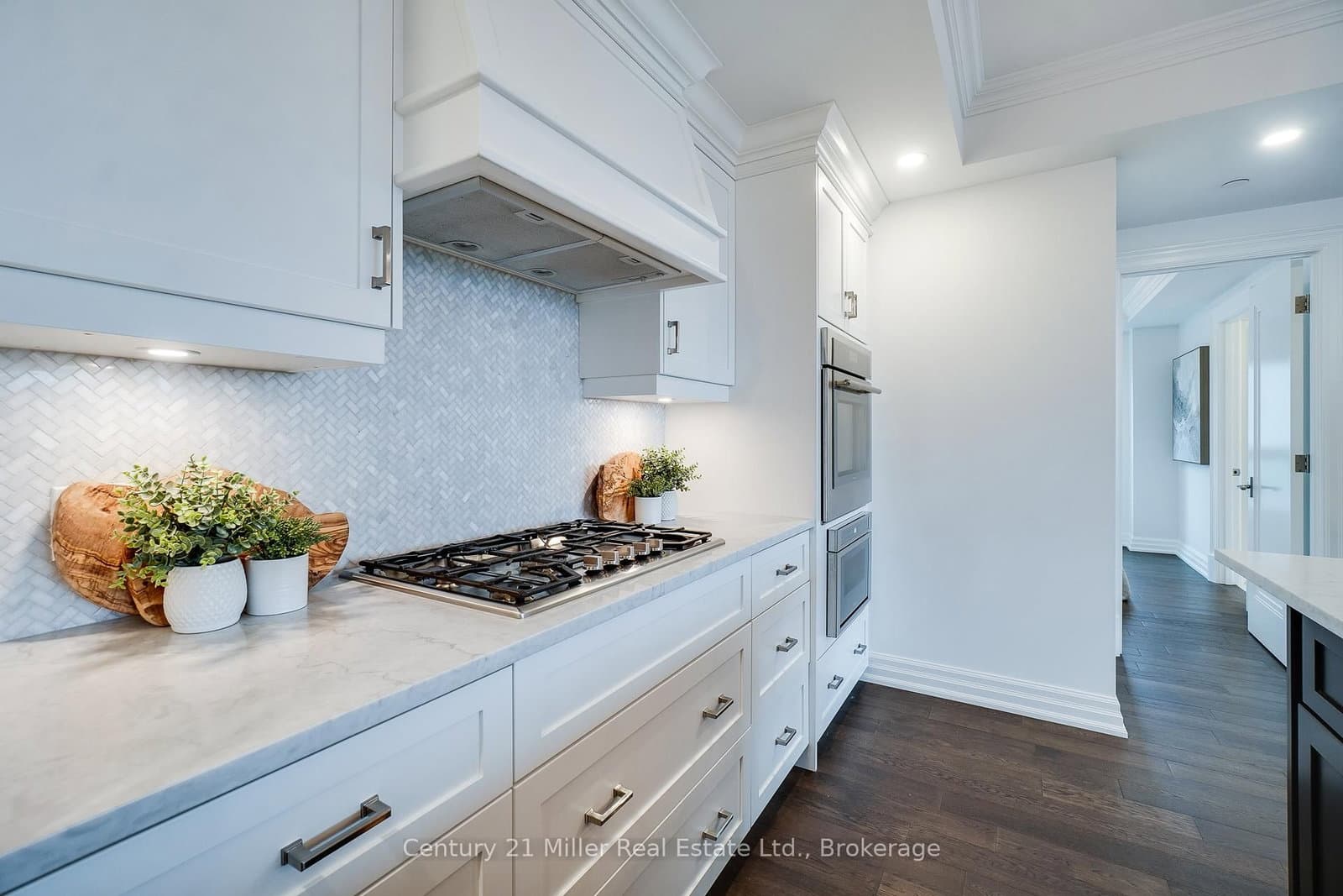 2060 Lakeshore Road, Unit 802 thumbnail 9