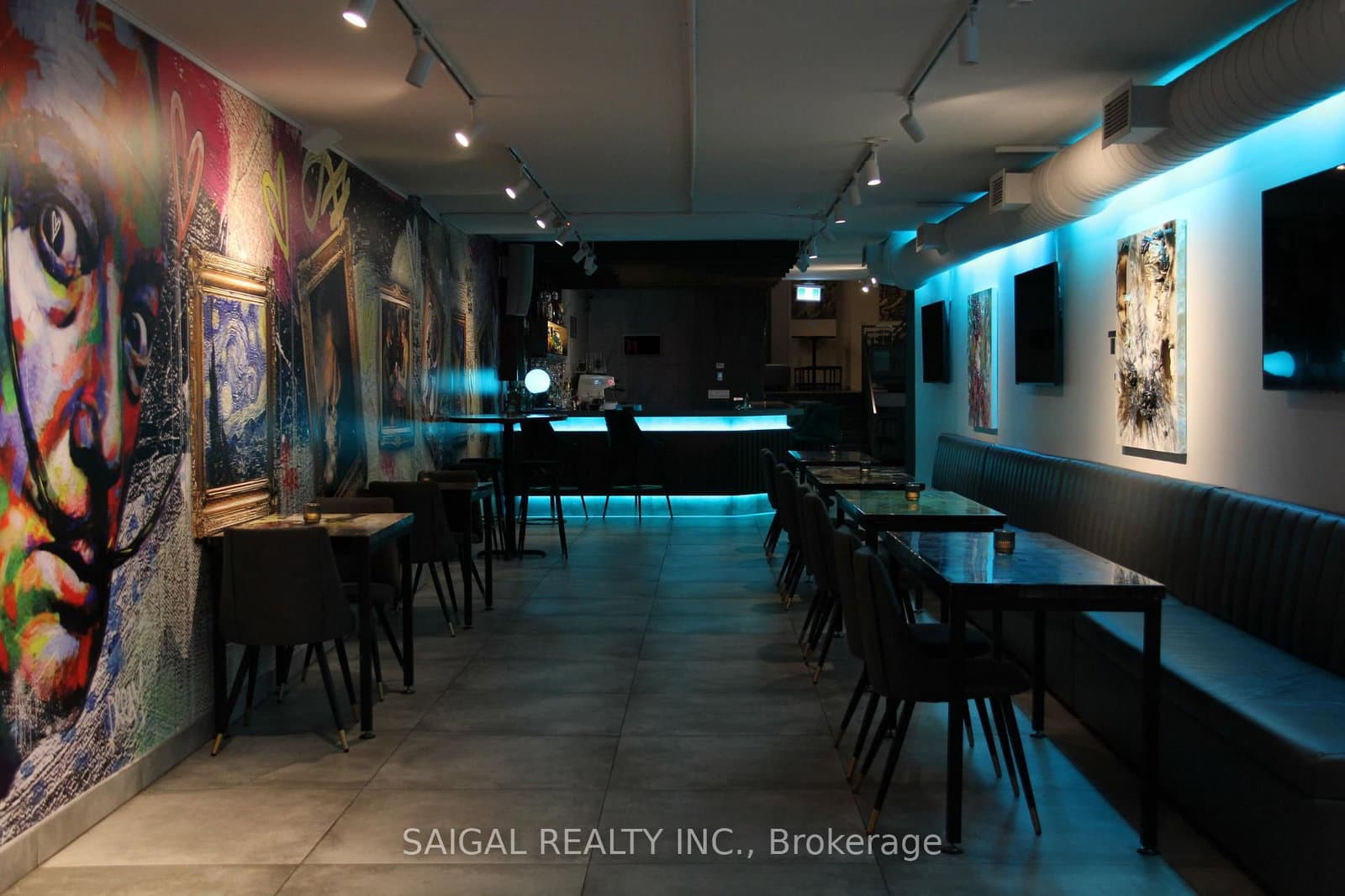 80 Lakeshore Road E thumbnail 2