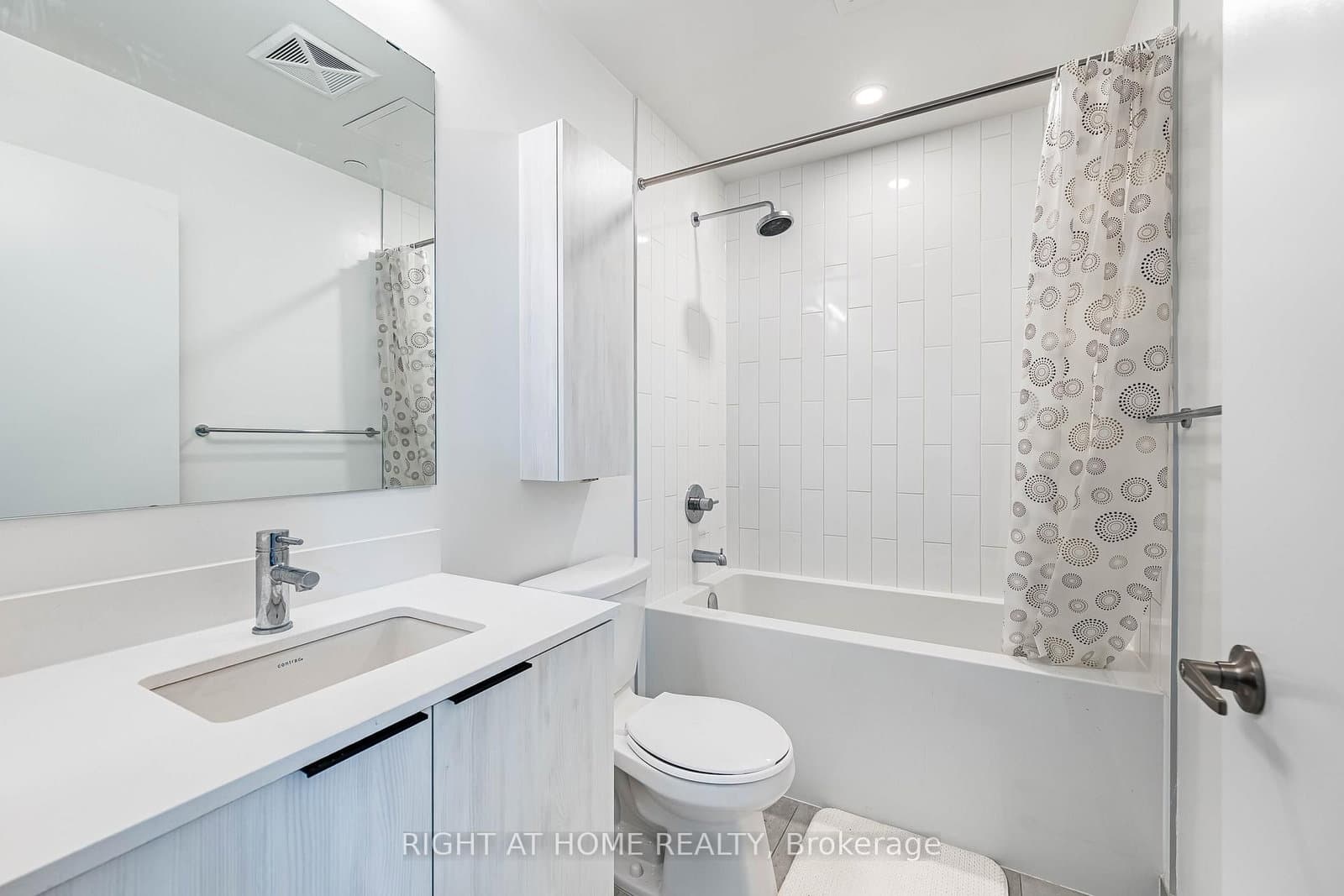 2485 Eglinton Avenue W, Unit 418 thumbnail 11