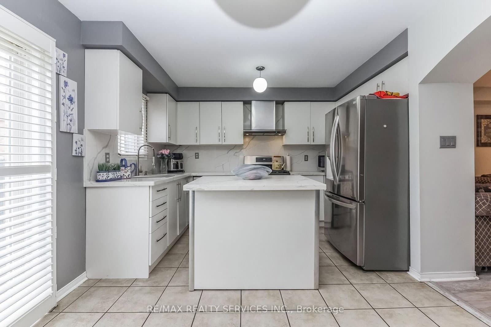359 Edenbrook Hill Drive thumbnail 10