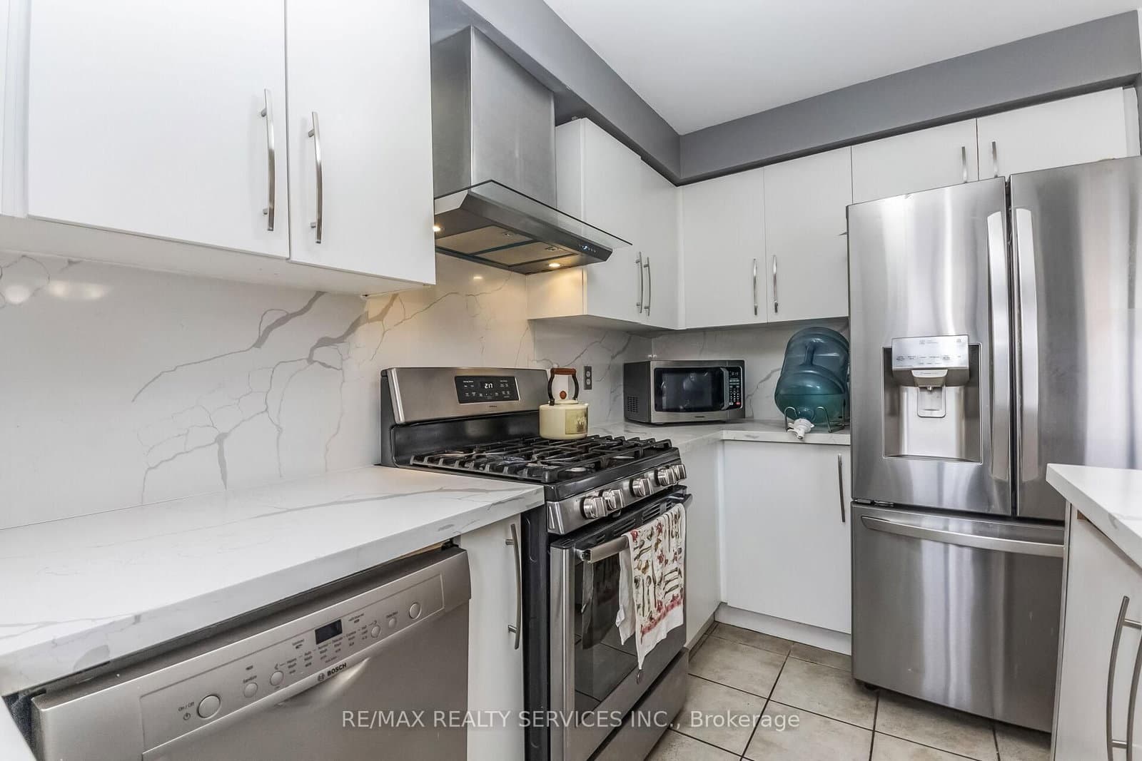 359 Edenbrook Hill Drive thumbnail 11