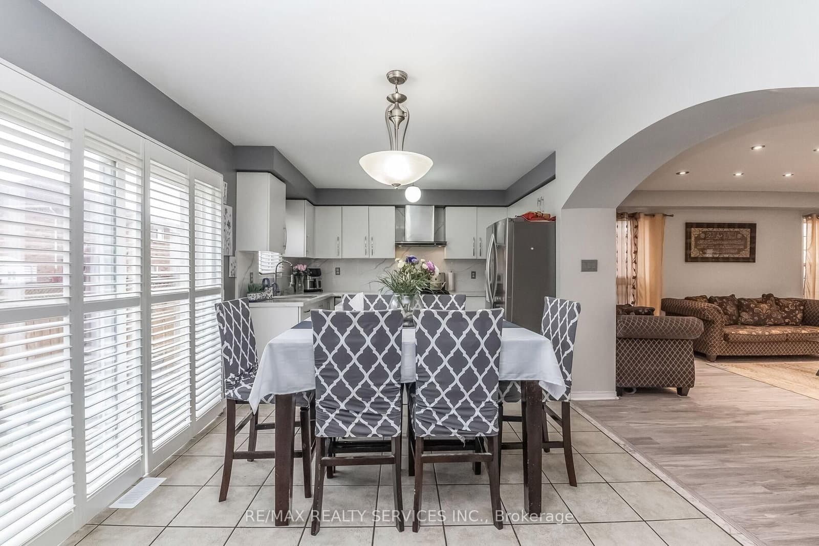 359 Edenbrook Hill Drive thumbnail 13