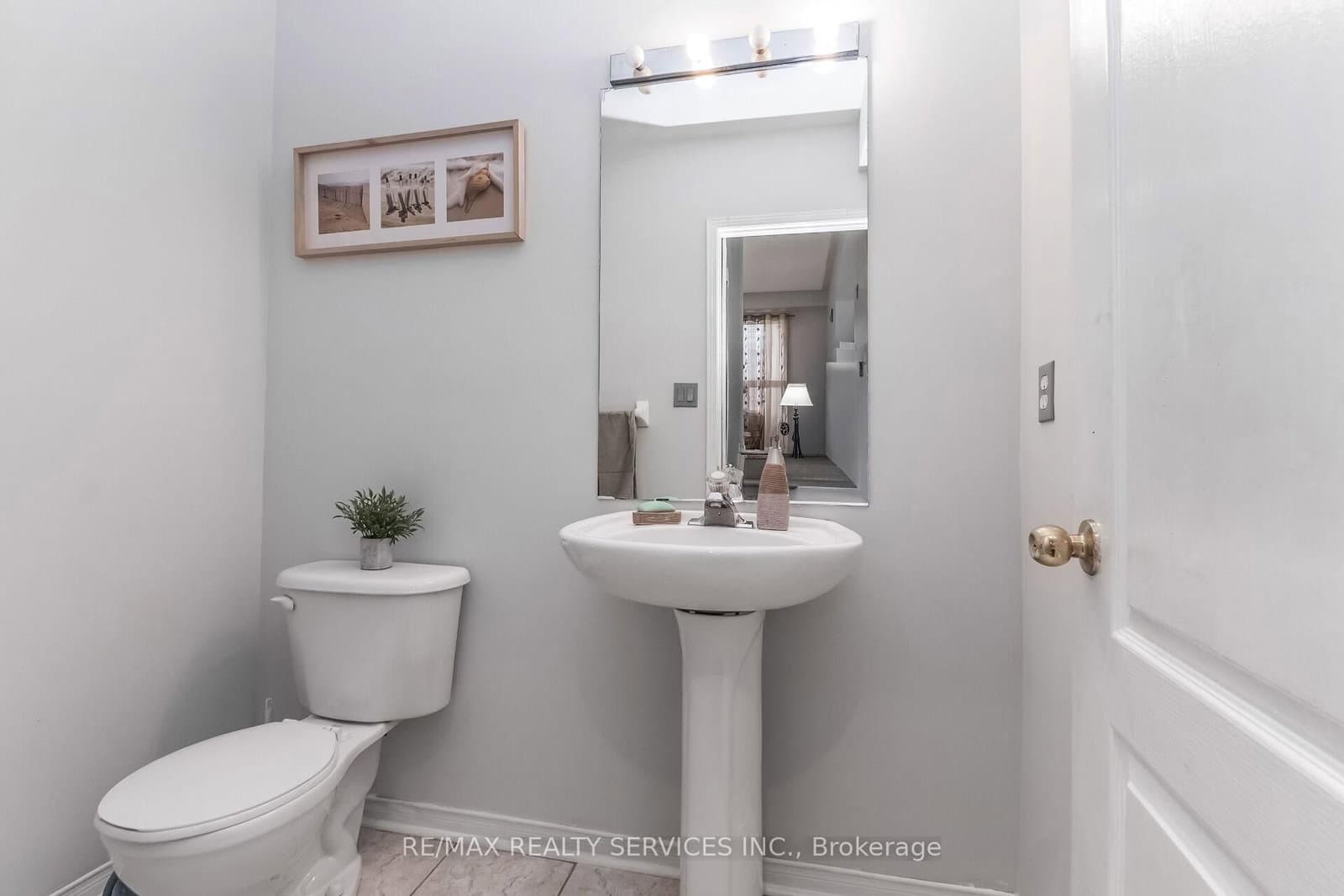 359 Edenbrook Hill Drive thumbnail 17