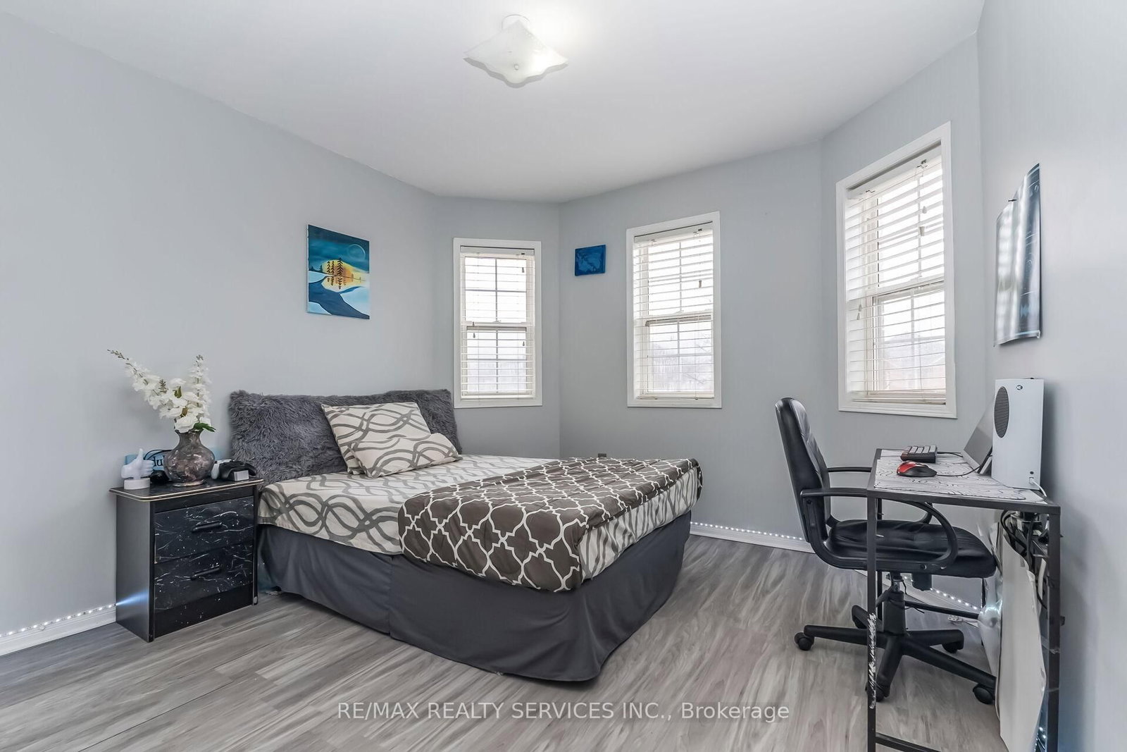 359 Edenbrook Hill Drive thumbnail 26