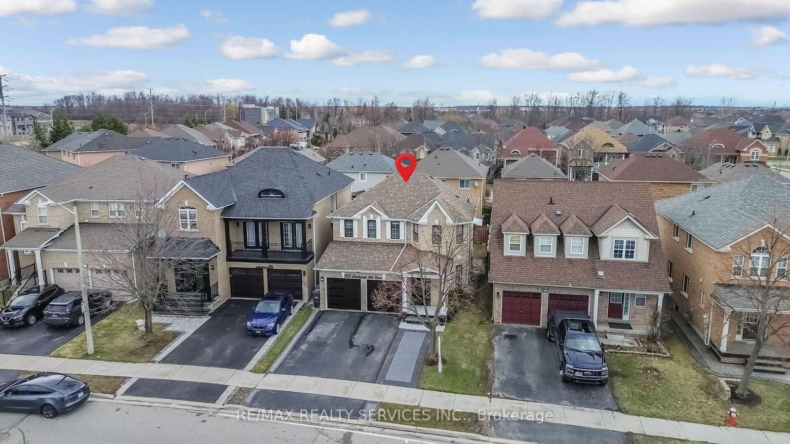 359 Edenbrook Hill Drive thumbnail 38