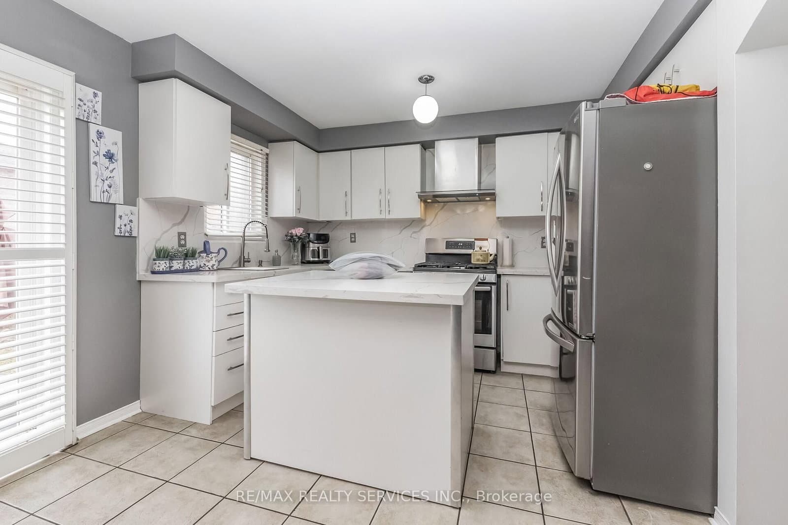 359 Edenbrook Hill Drive thumbnail 41
