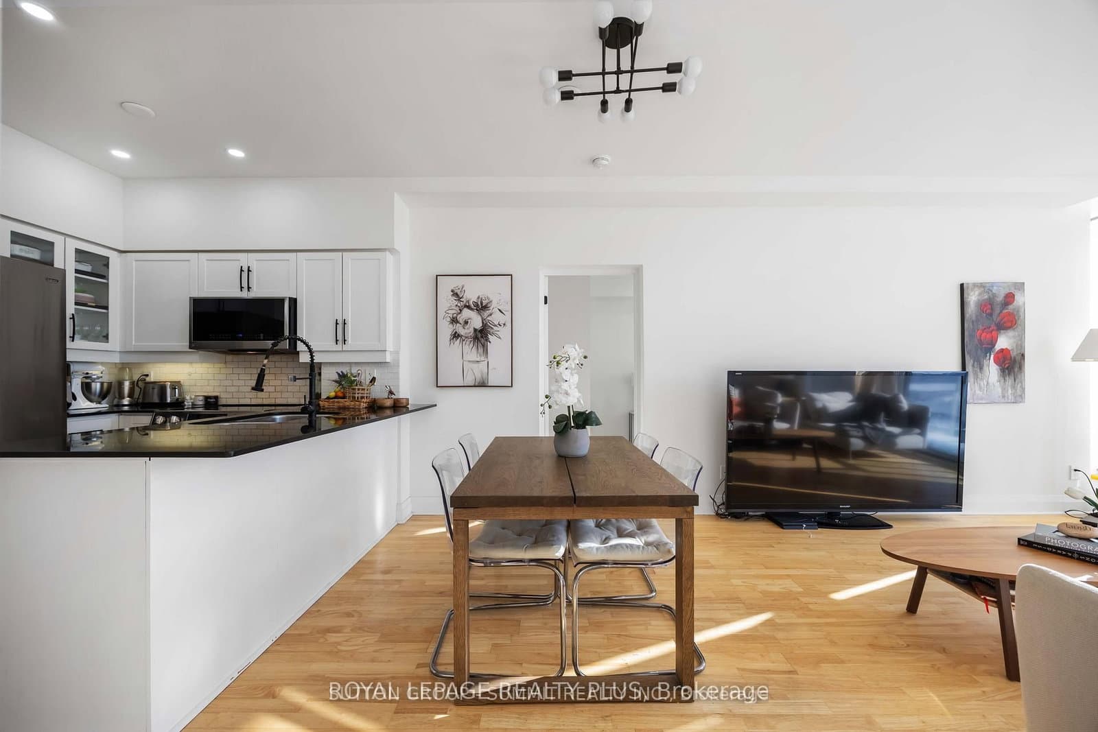 15 Windermere Avenue, Unit PH01 thumbnail 10