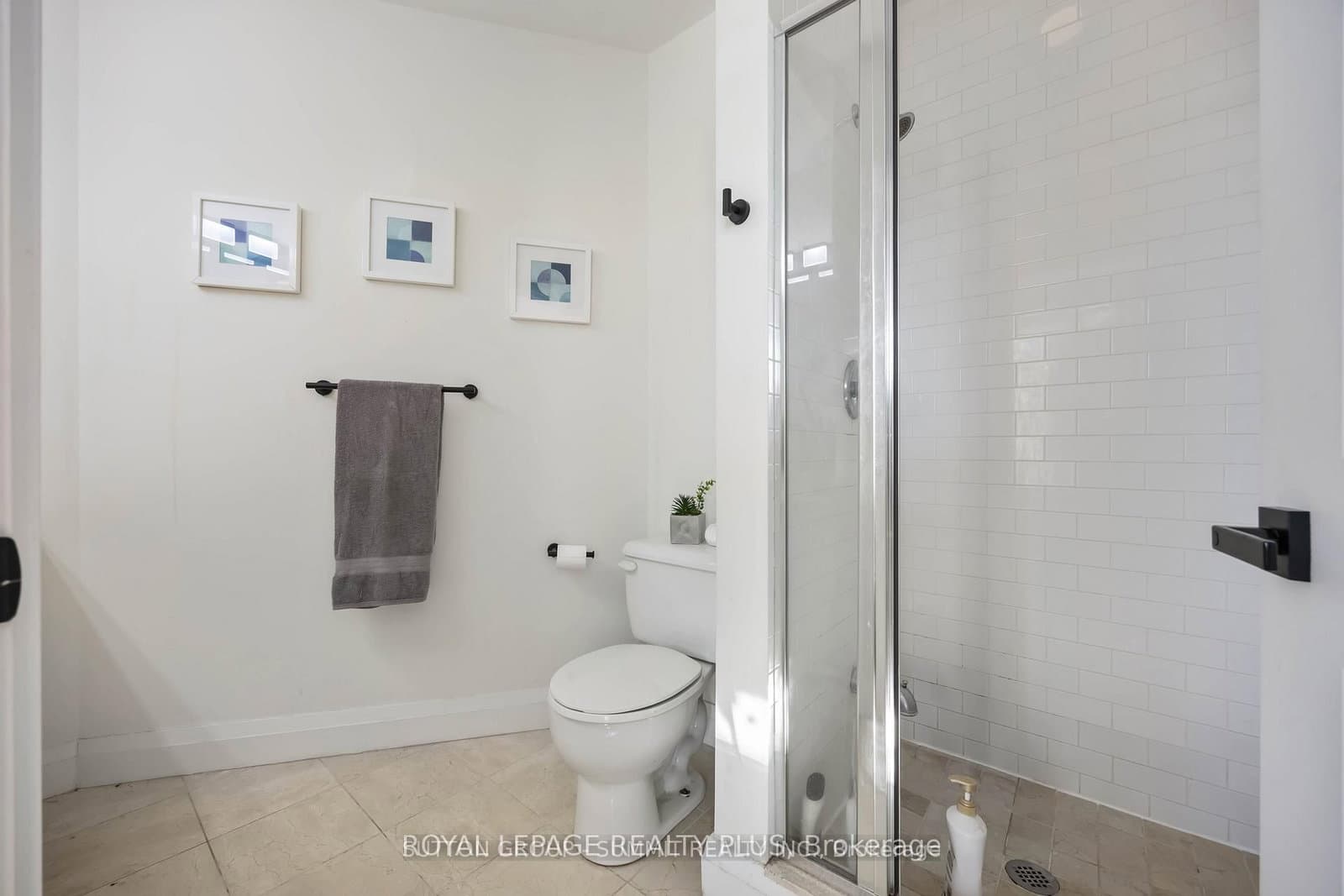 15 Windermere Avenue, Unit PH01 thumbnail 15
