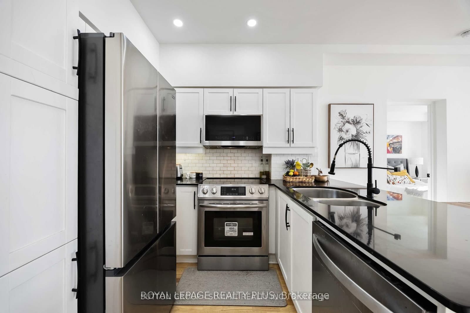15 Windermere Avenue, Unit PH01 thumbnail 7