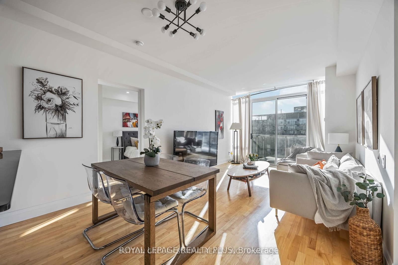 15 Windermere Avenue, Unit PH01 thumbnail 9