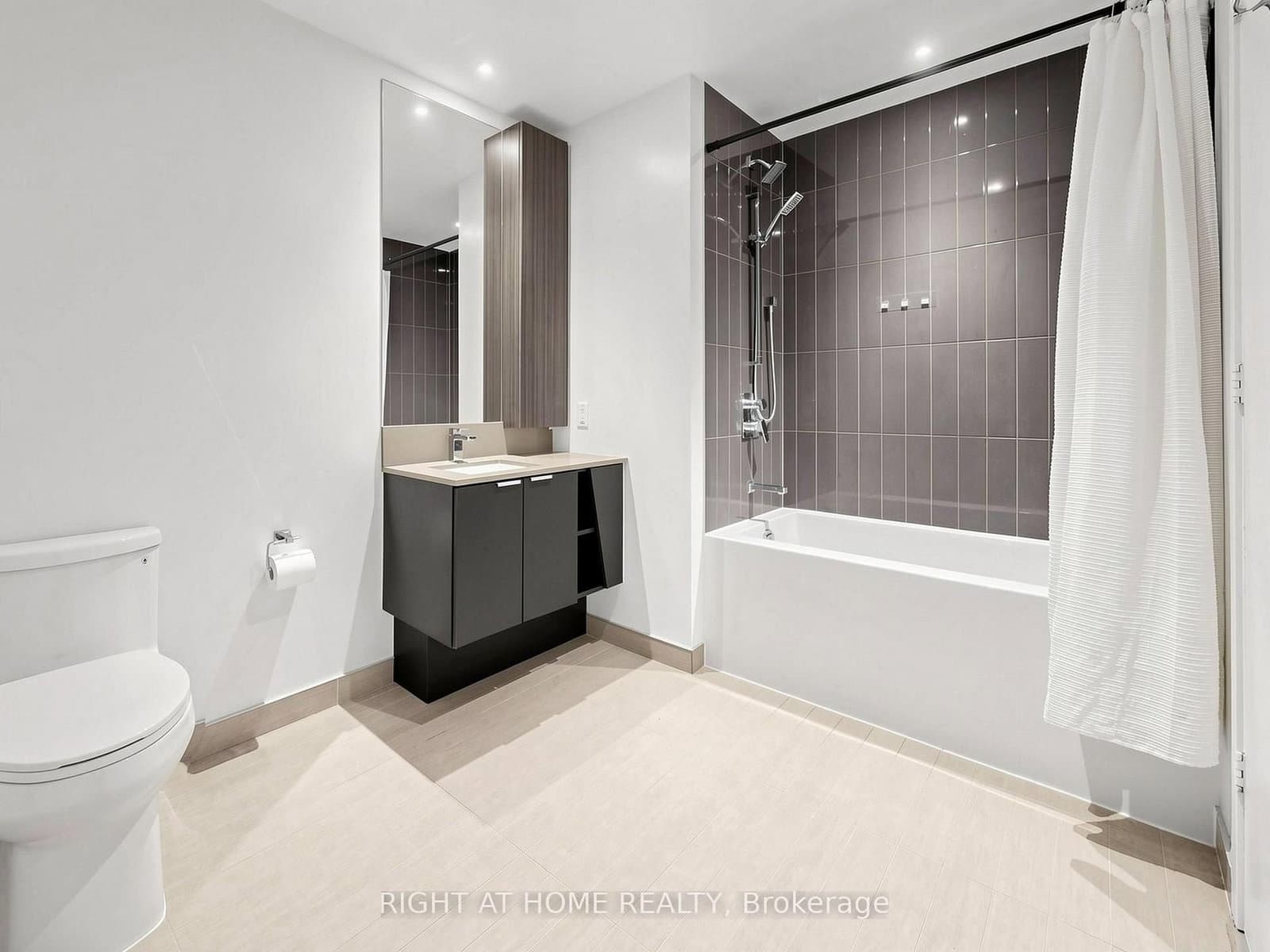 3883 Quartz Road, Unit 3412 thumbnail 16