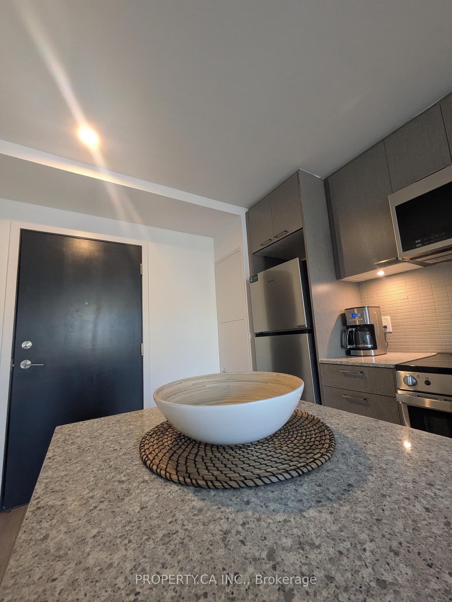 1808 St Clair Avenue W, Unit 1005 thumbnail 29