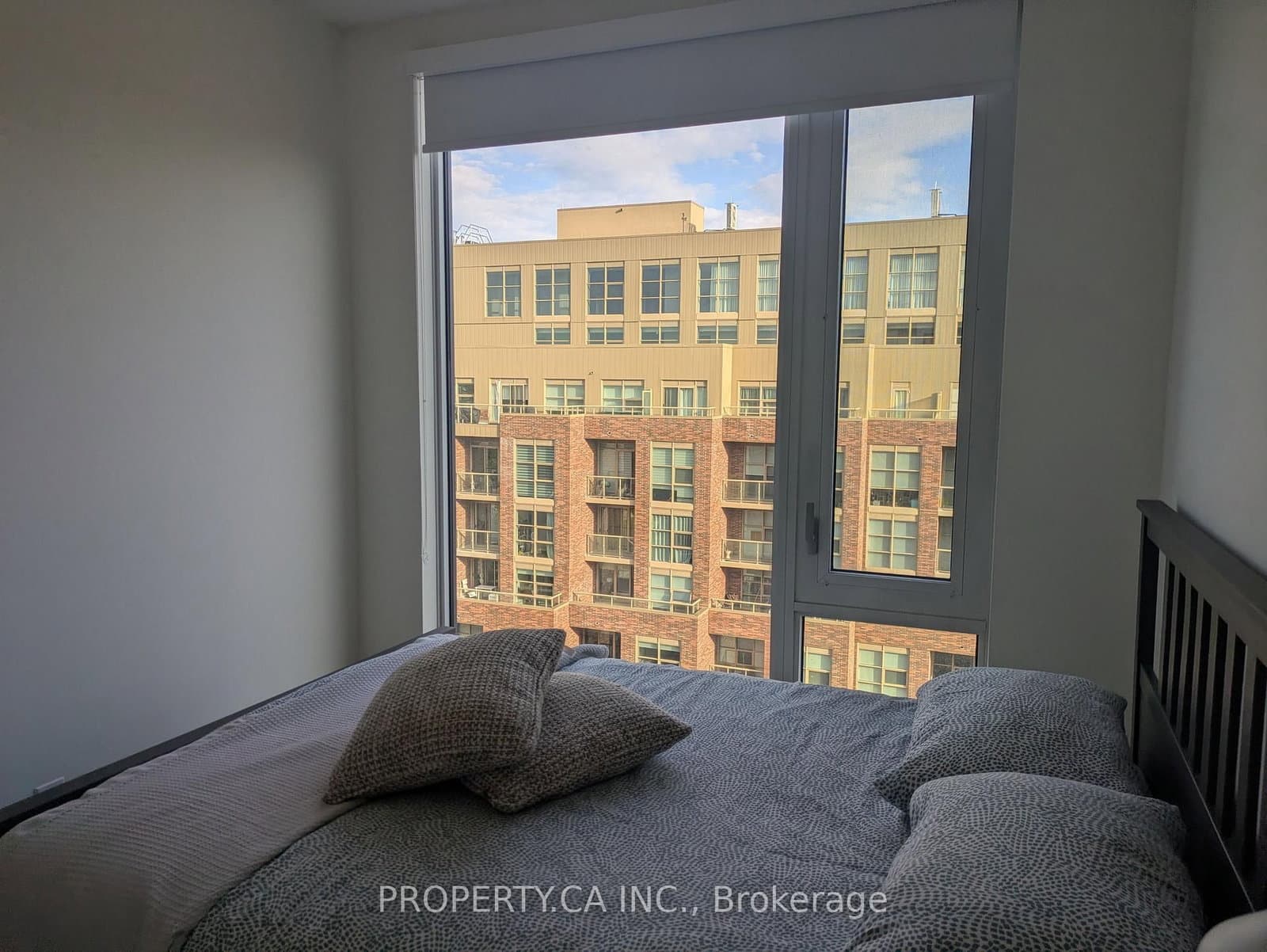 1808 St Clair Avenue W, Unit 1005 thumbnail 33