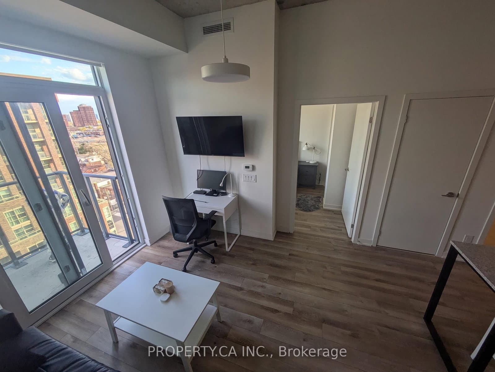 1808 St Clair Avenue W, Unit 1005 thumbnail 37