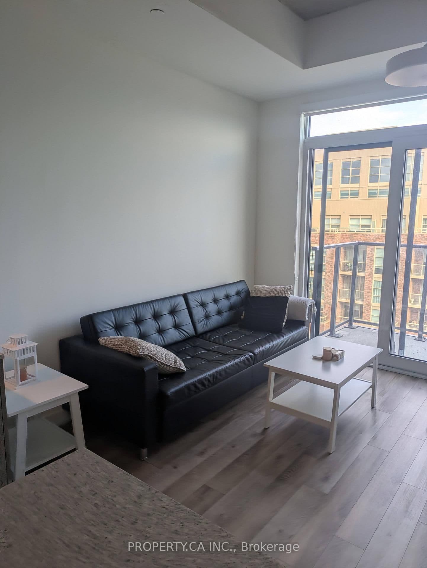 1808 St Clair Avenue W, Unit 1005 thumbnail 4