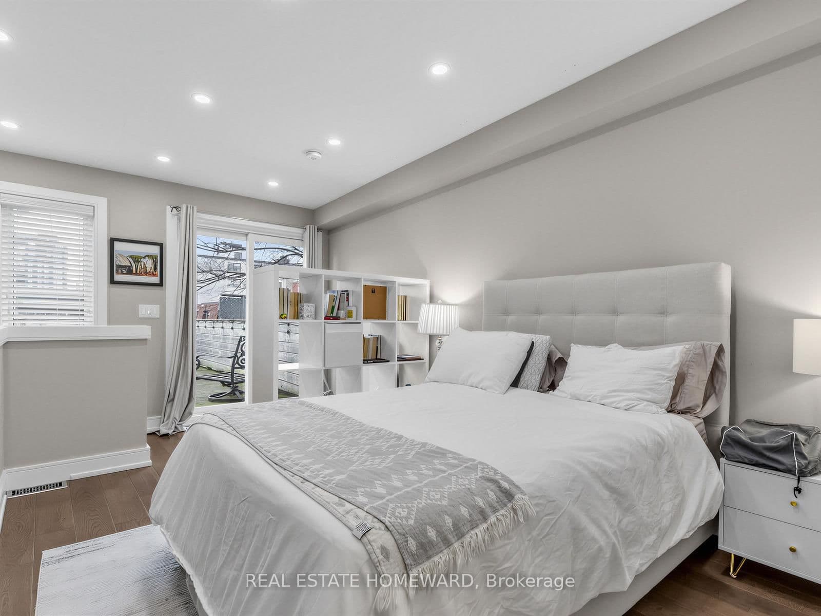 133 Cowan Avenue thumbnail 21