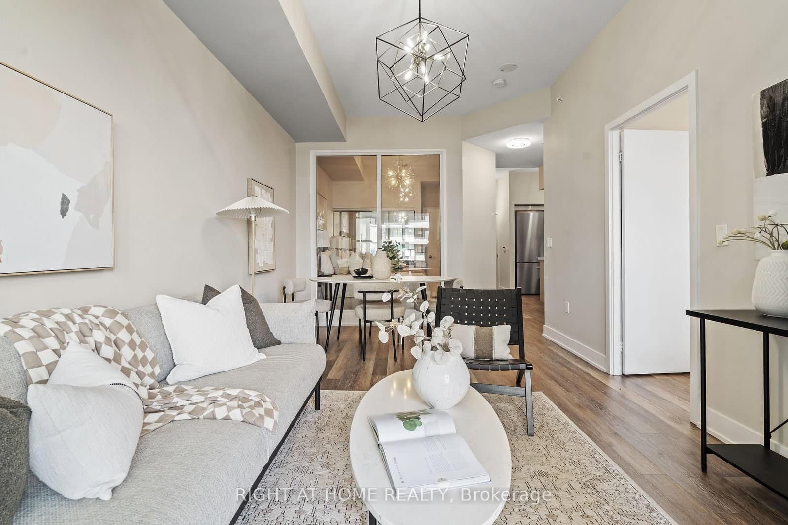 30 Shore Breeze Drive, Unit 329 thumbnail 13