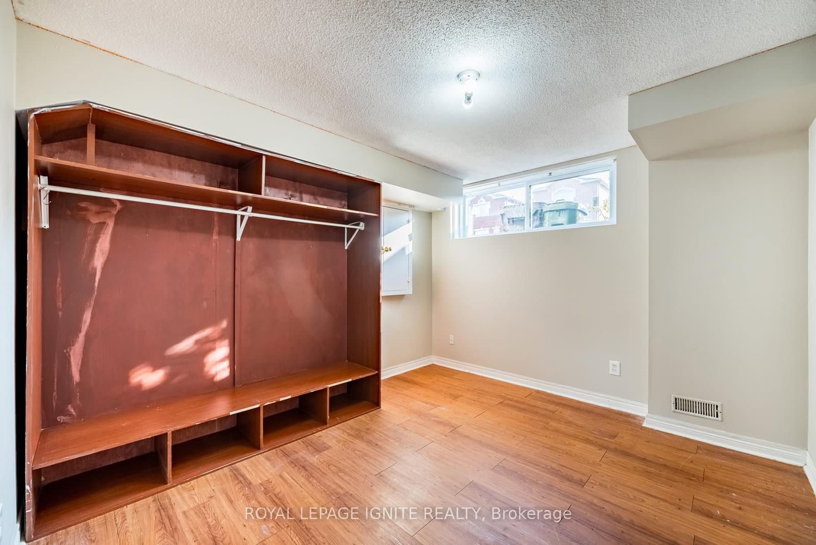 176 Wright Avenue, Unit BSMT thumbnail 20