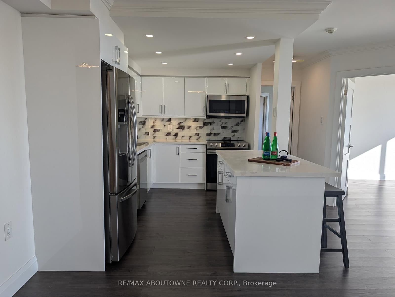 1110 Walden Circle, Unit 903 thumbnail 5