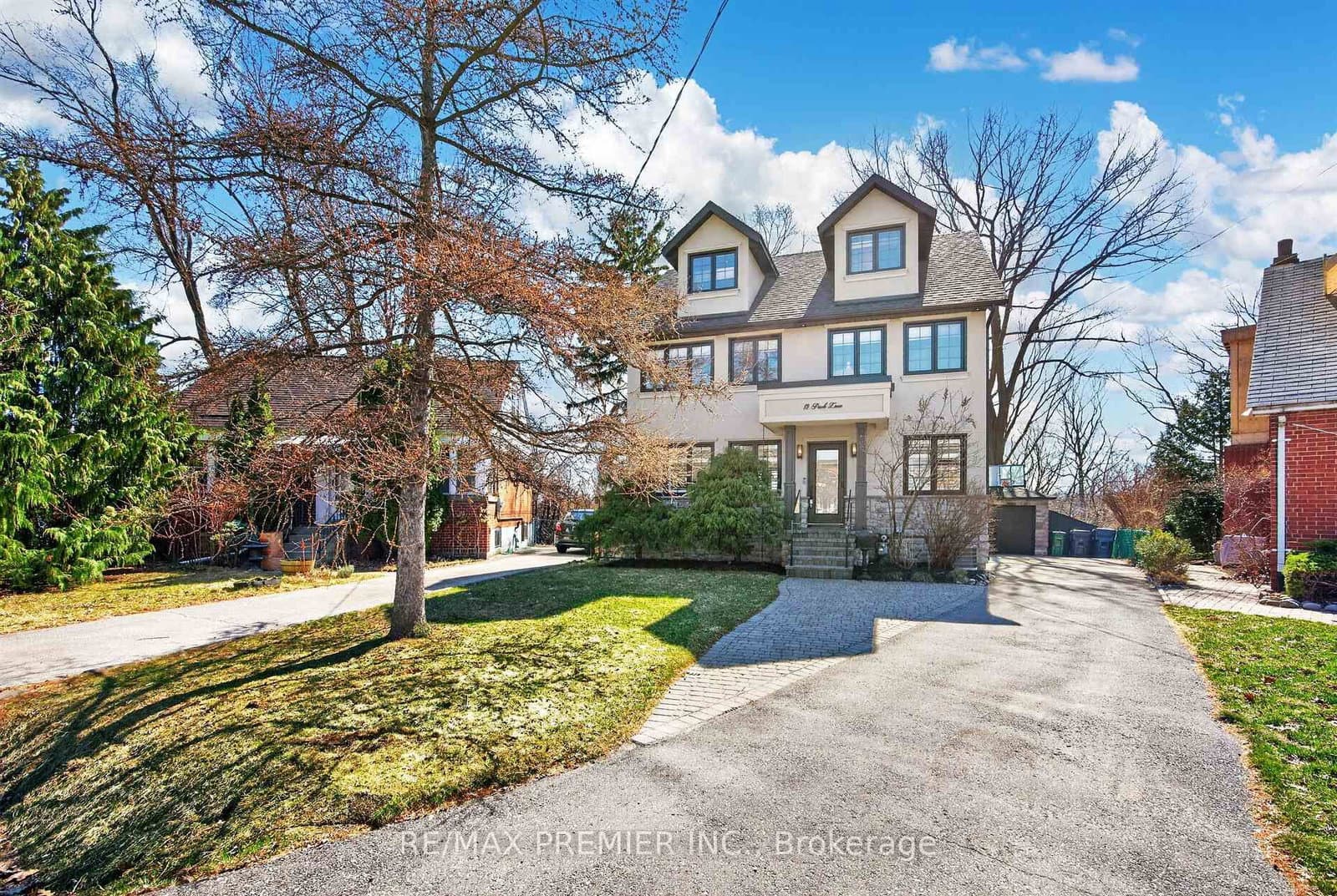 19 Park Lane - Image 1