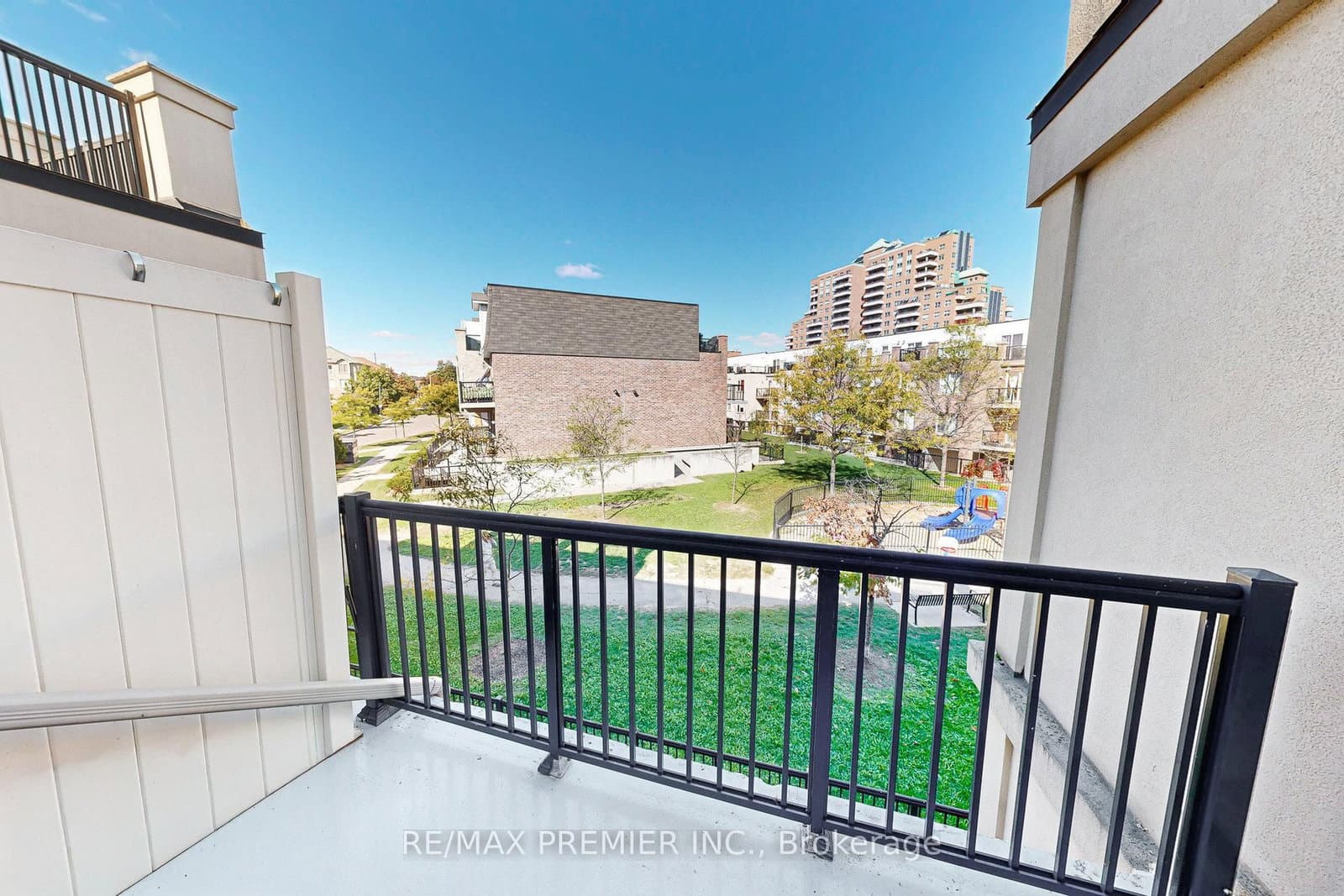 3033 Finch Avenue, Unit 2046 thumbnail 6