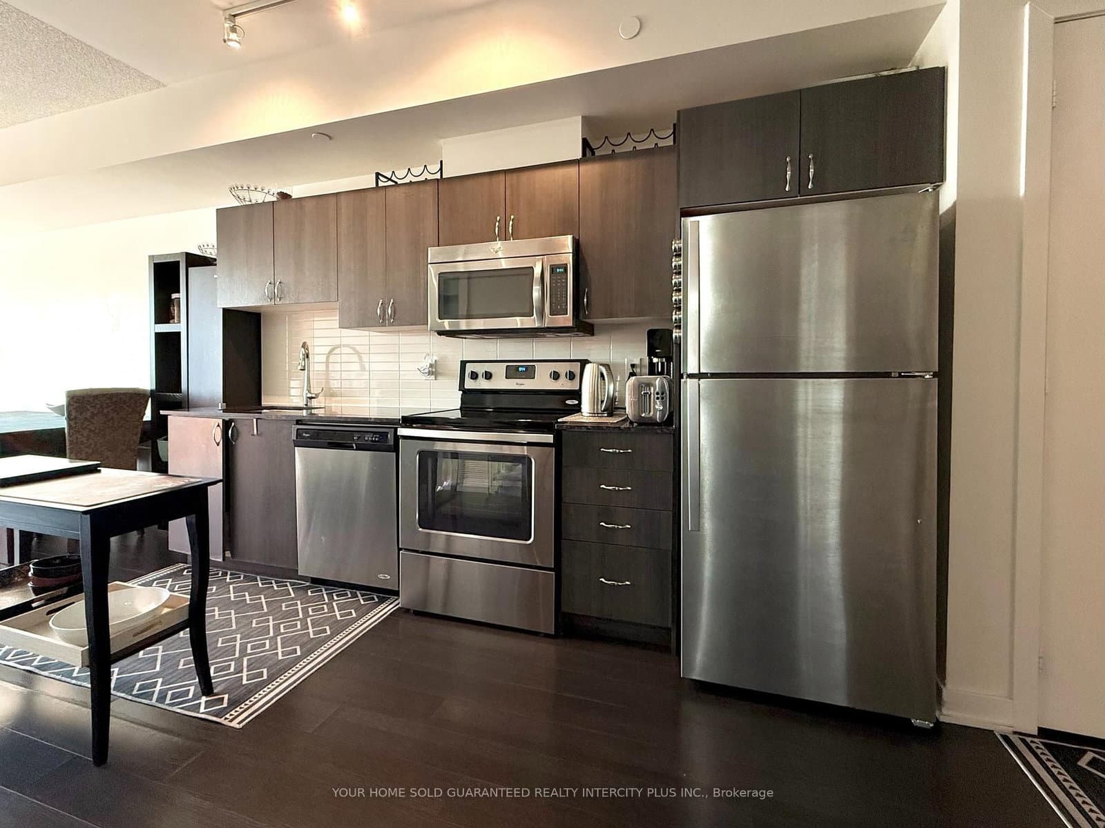 16 McAdam Avenue, Unit 302 thumbnail 11