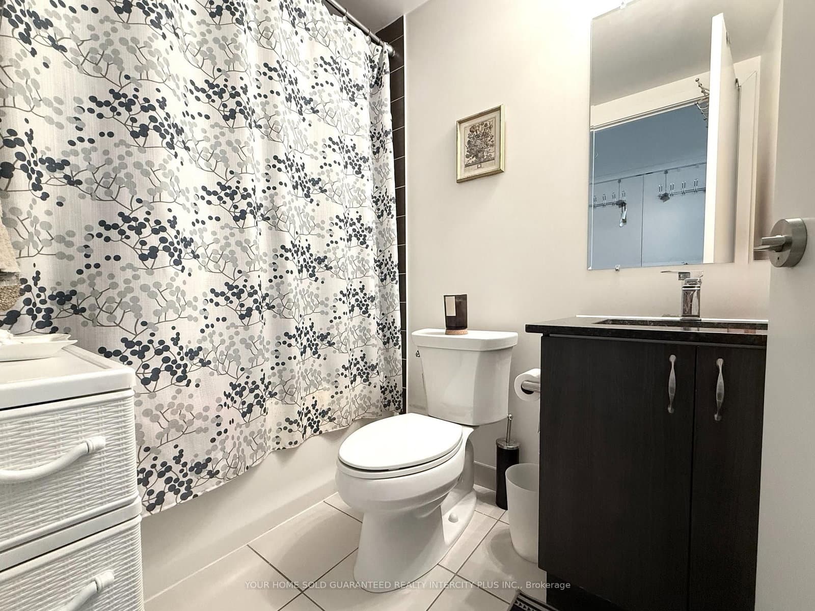 16 McAdam Avenue, Unit 302 thumbnail 16