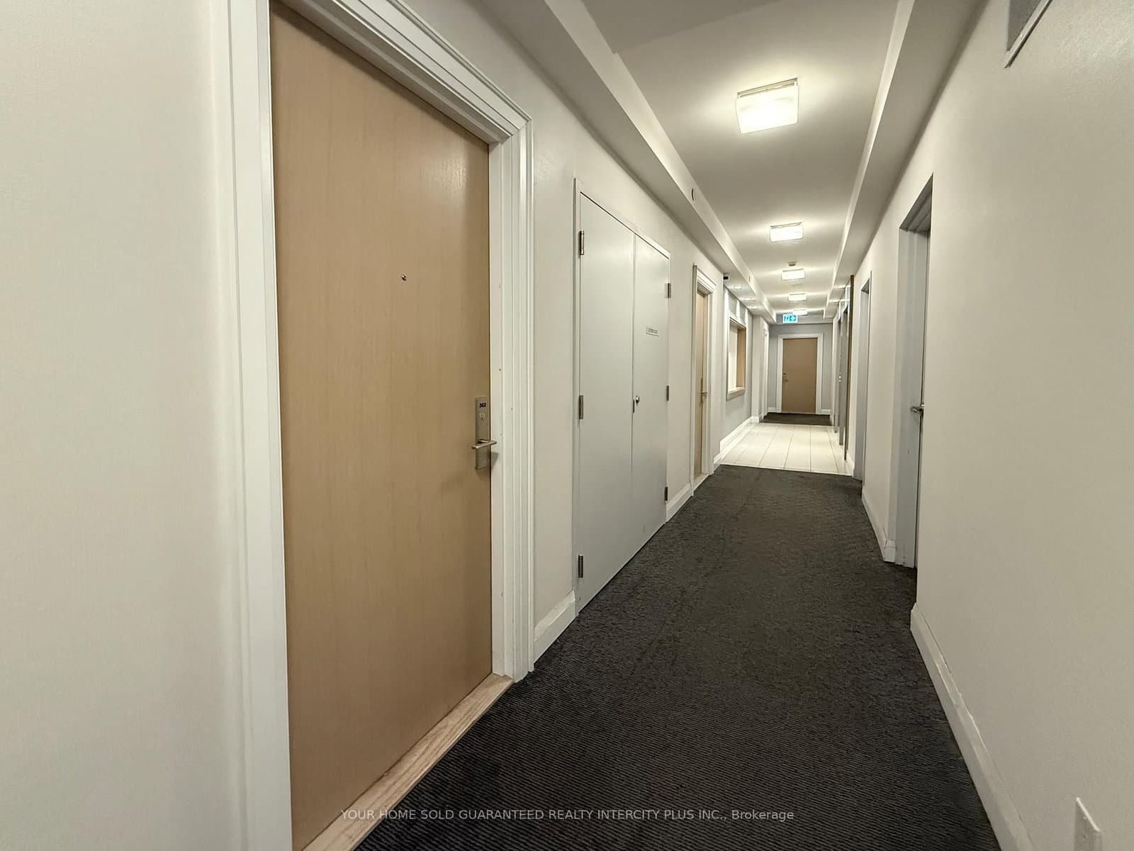 16 McAdam Avenue, Unit 302 thumbnail 2