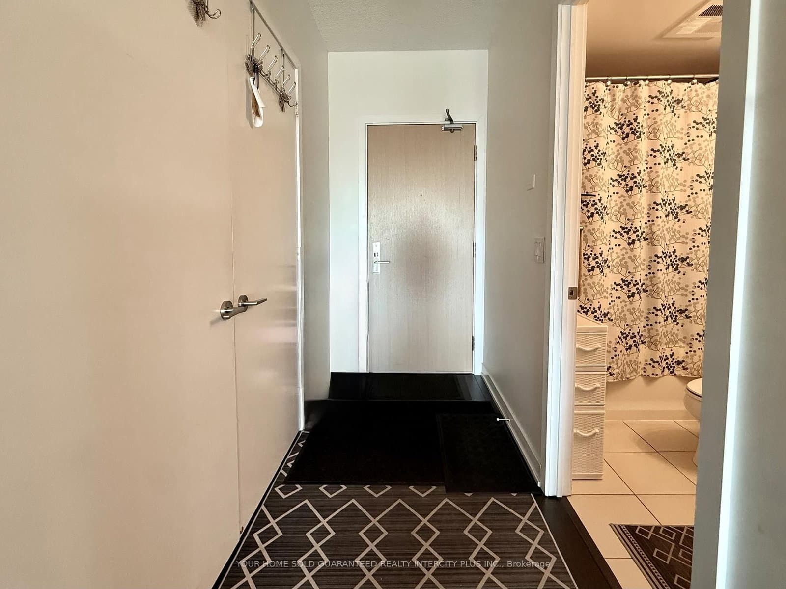 16 McAdam Avenue, Unit 302 thumbnail 3