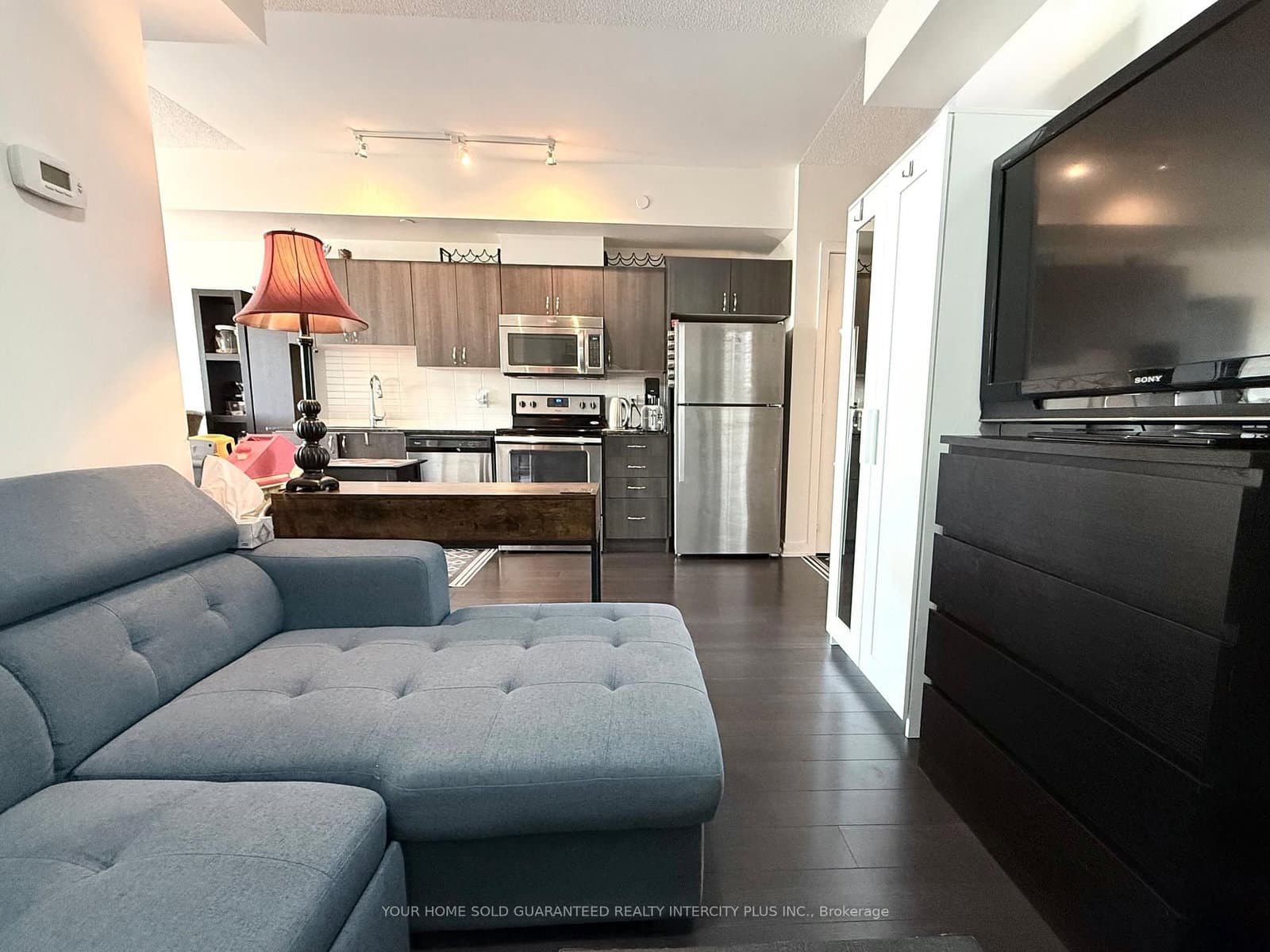 16 McAdam Avenue, Unit 302 thumbnail 9