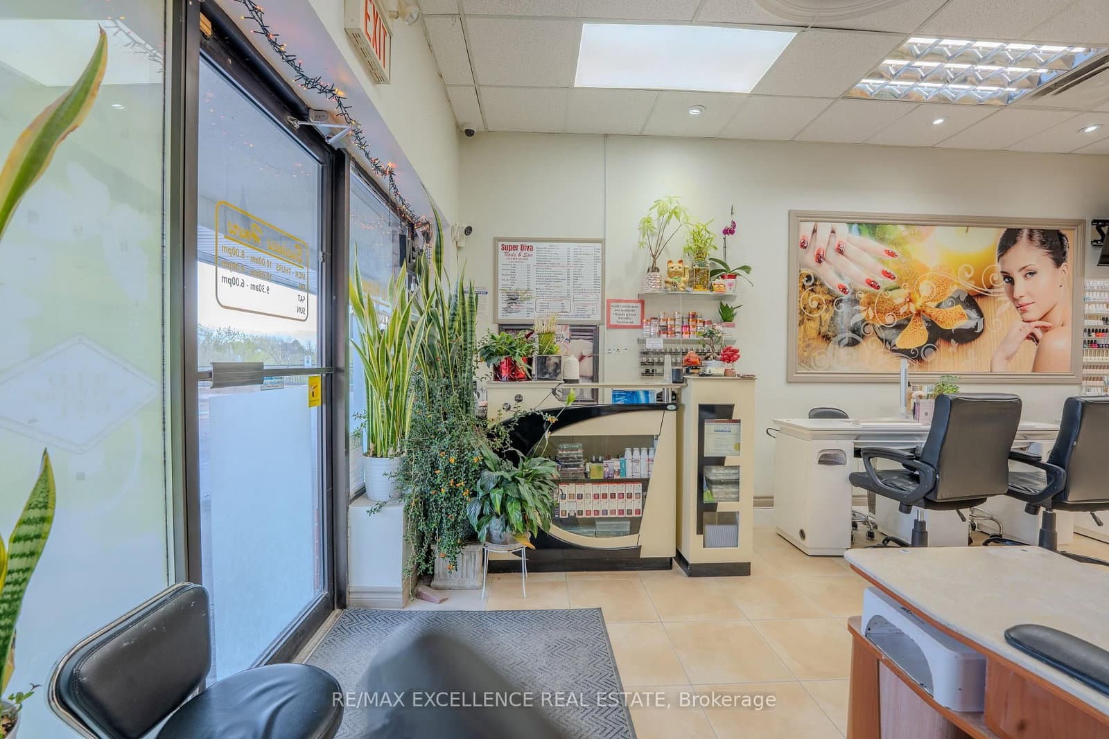 1 Steeles Avenue, Unit 11 thumbnail 6