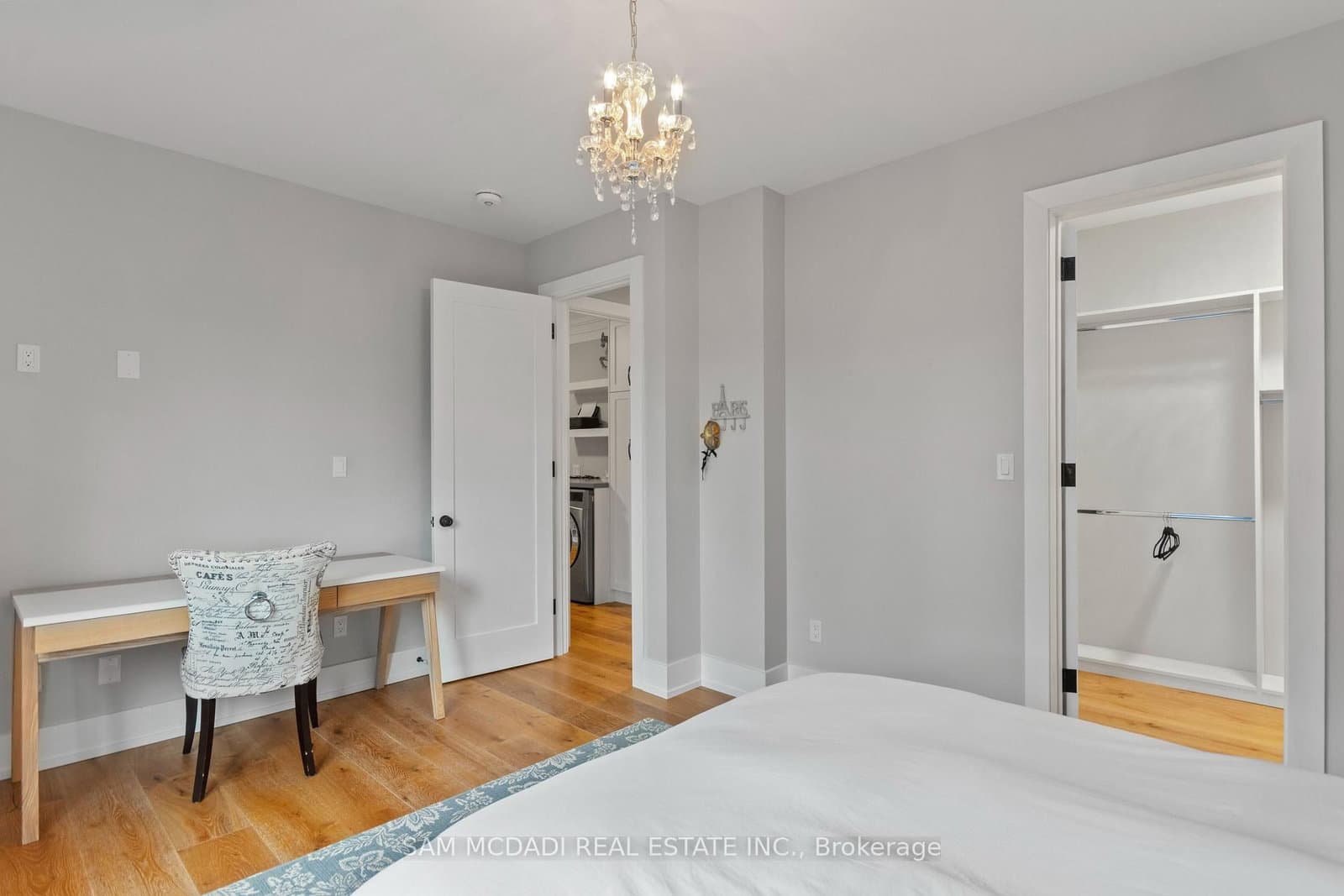3047 Grenville Drive thumbnail 14