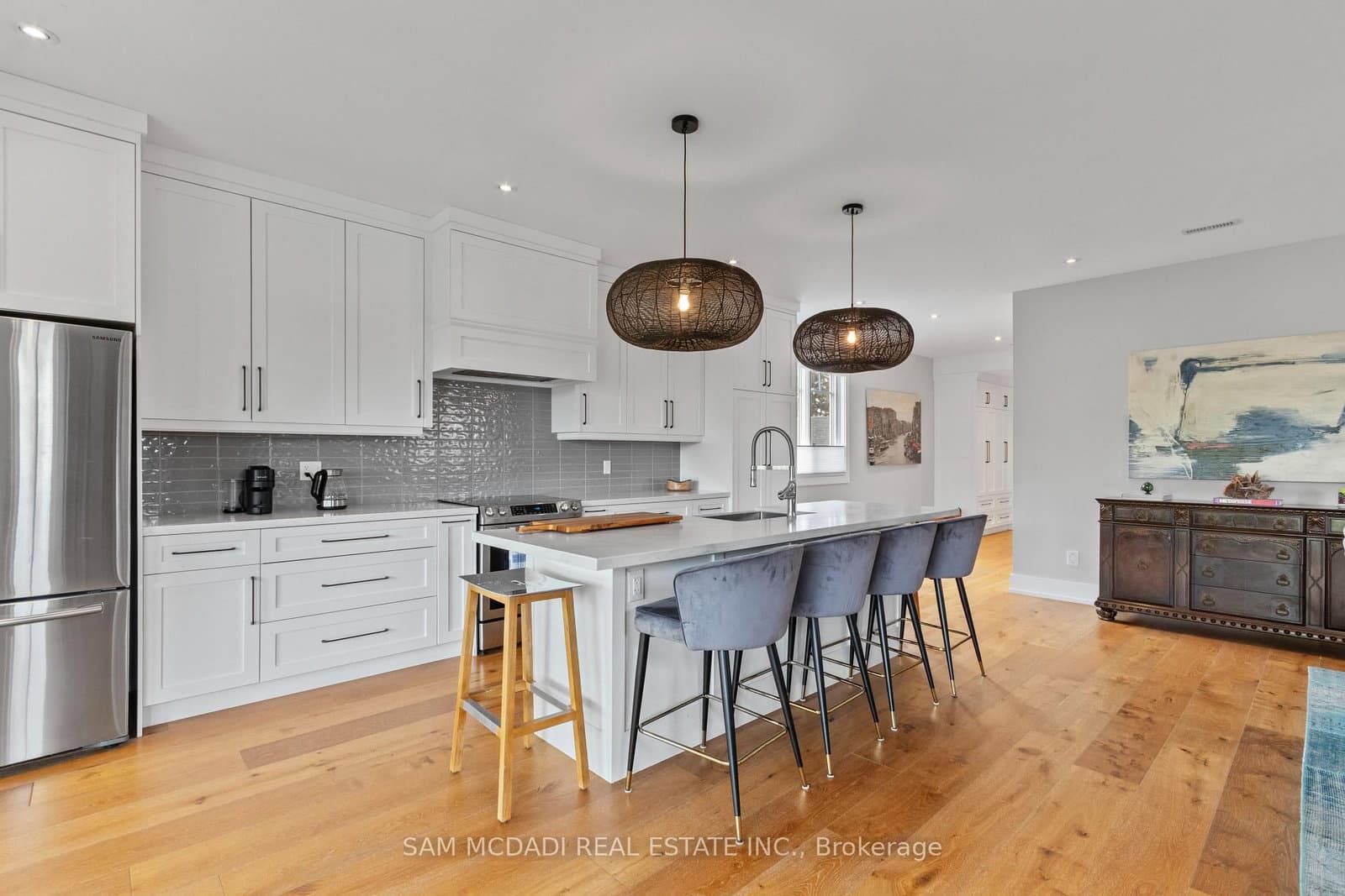 3047 Grenville Drive thumbnail 24