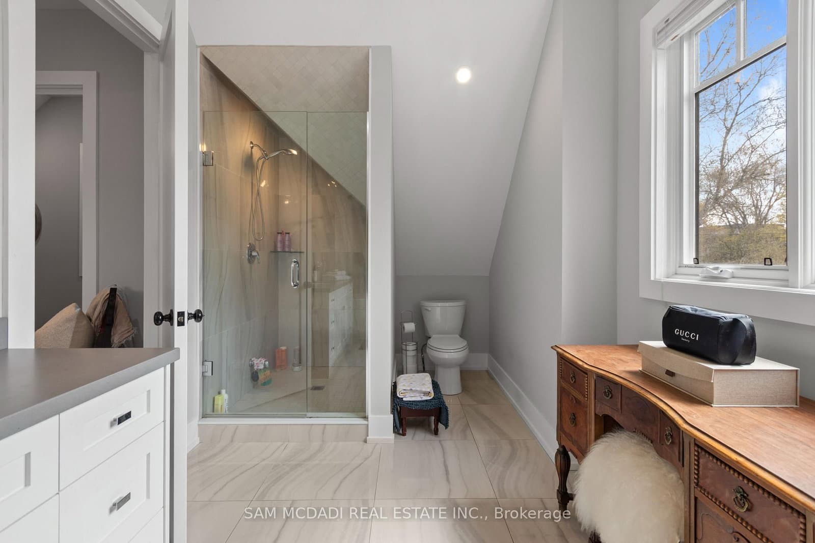 3047 Grenville Drive thumbnail 38