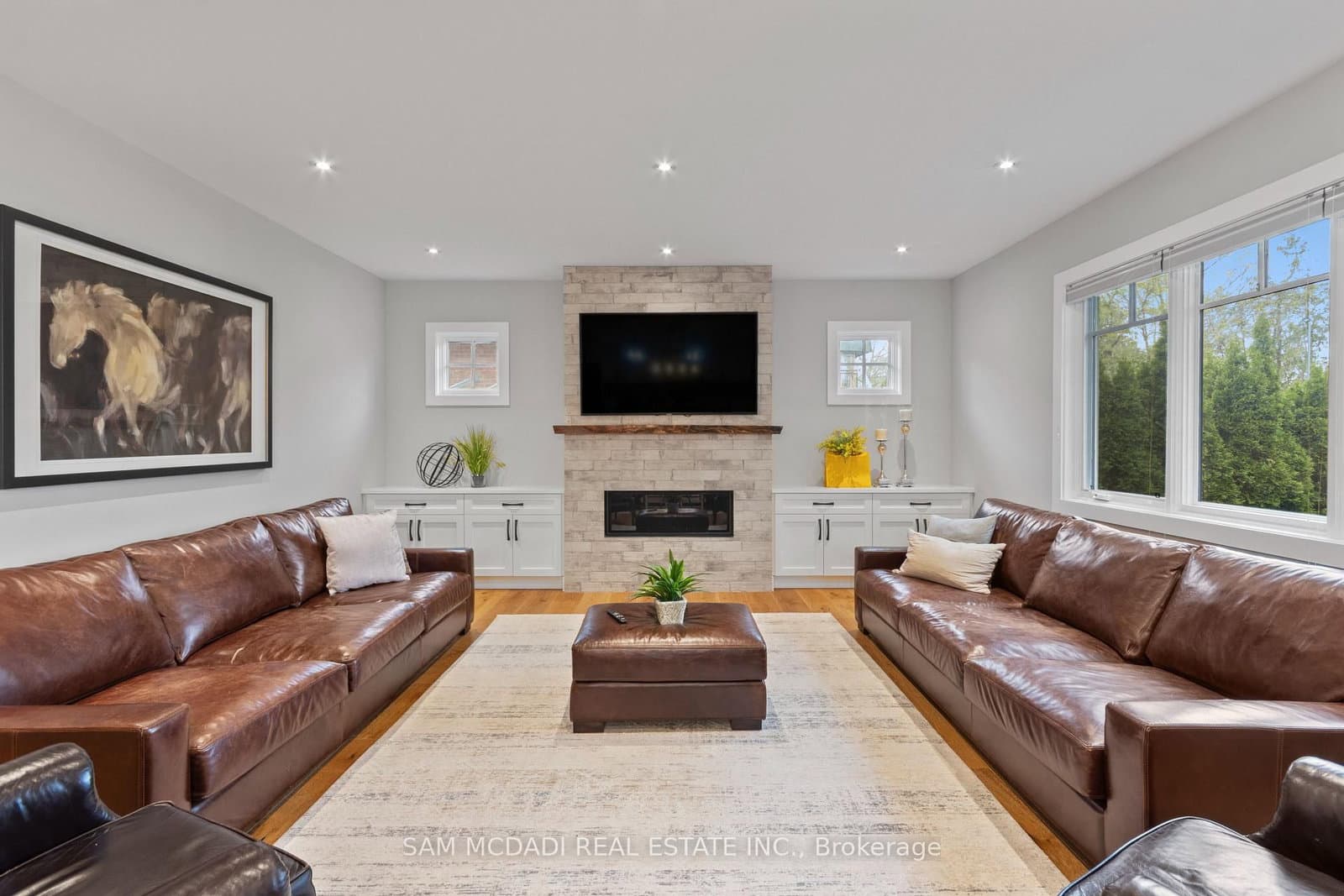3047 Grenville Drive thumbnail 5