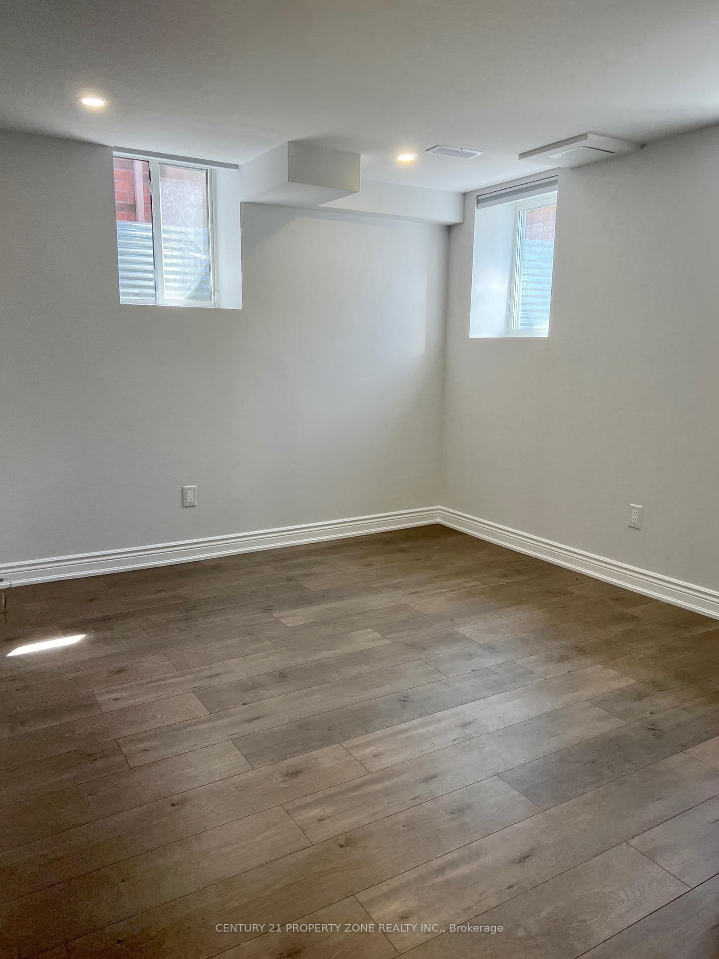 15231 Danby Road thumbnail 7