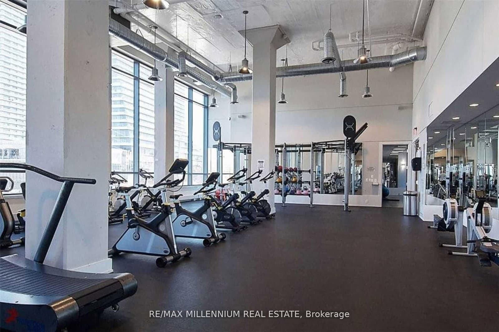 2212 Lake Shore Boulevard W, Unit 308 thumbnail 15