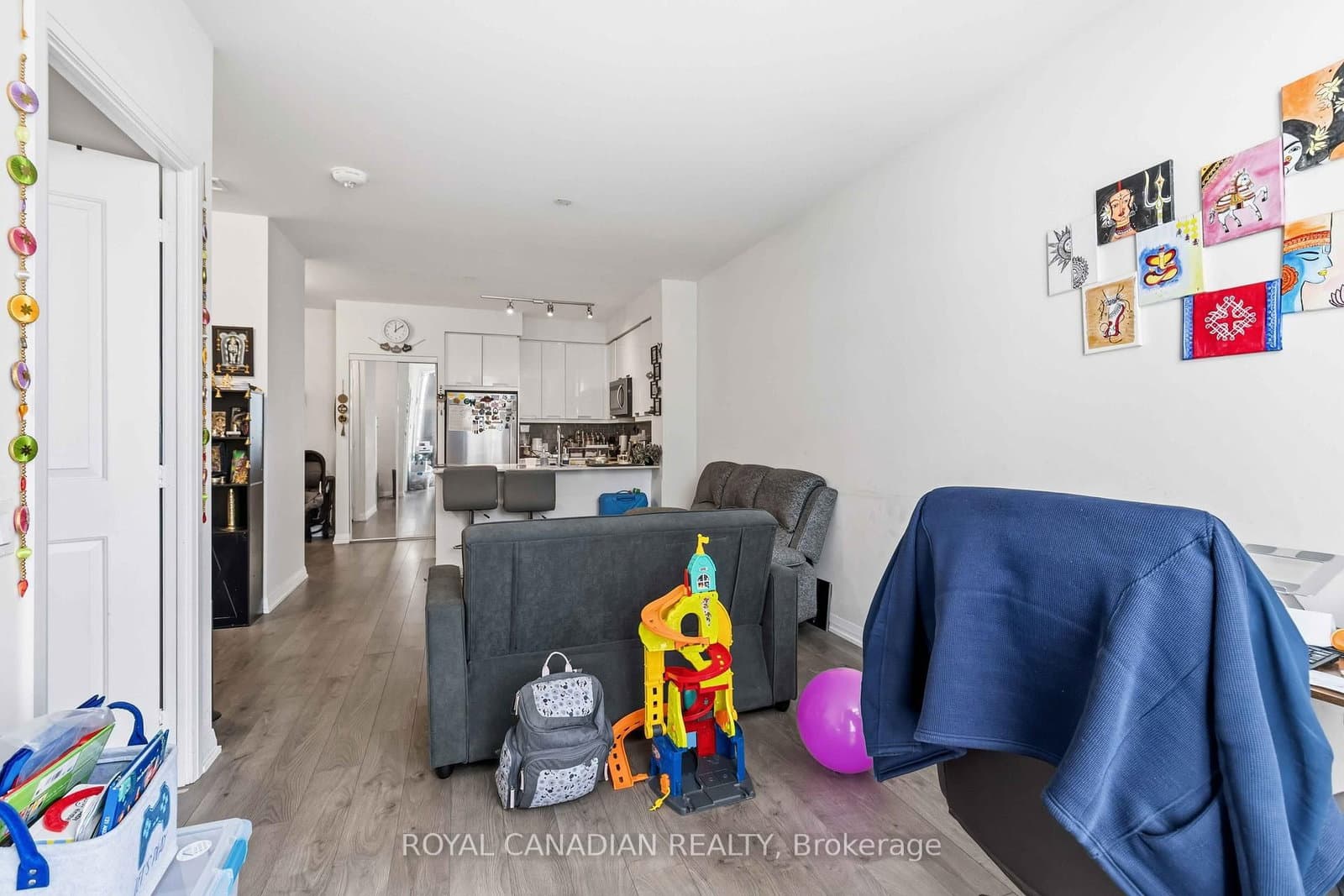 65 Watergarden Drive, Unit 1501 thumbnail 12