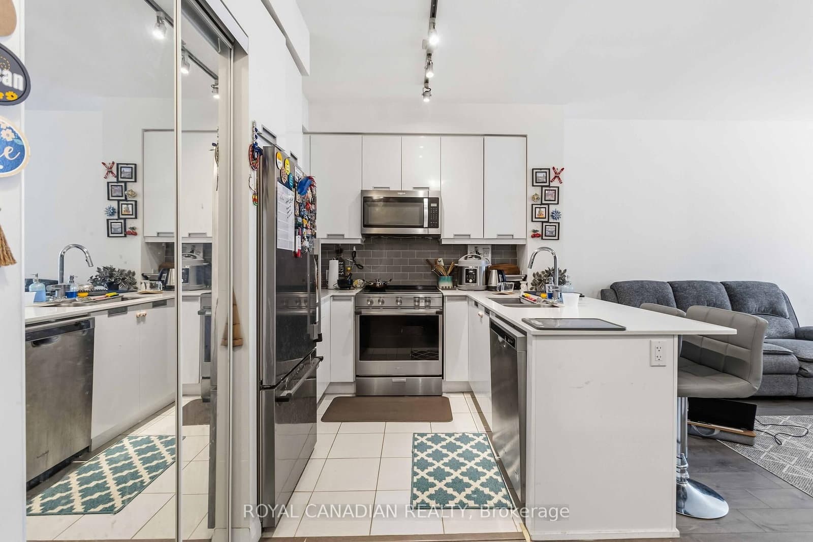 65 Watergarden Drive, Unit 1501 thumbnail 17