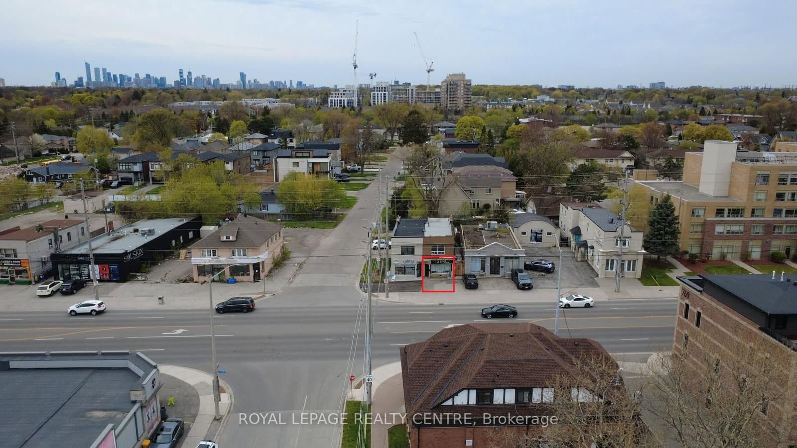 745 Lakeshore Road E thumbnail 2
