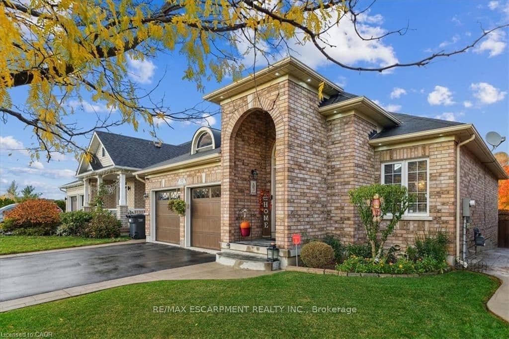 52 Mistycreek Crescent thumbnail 42