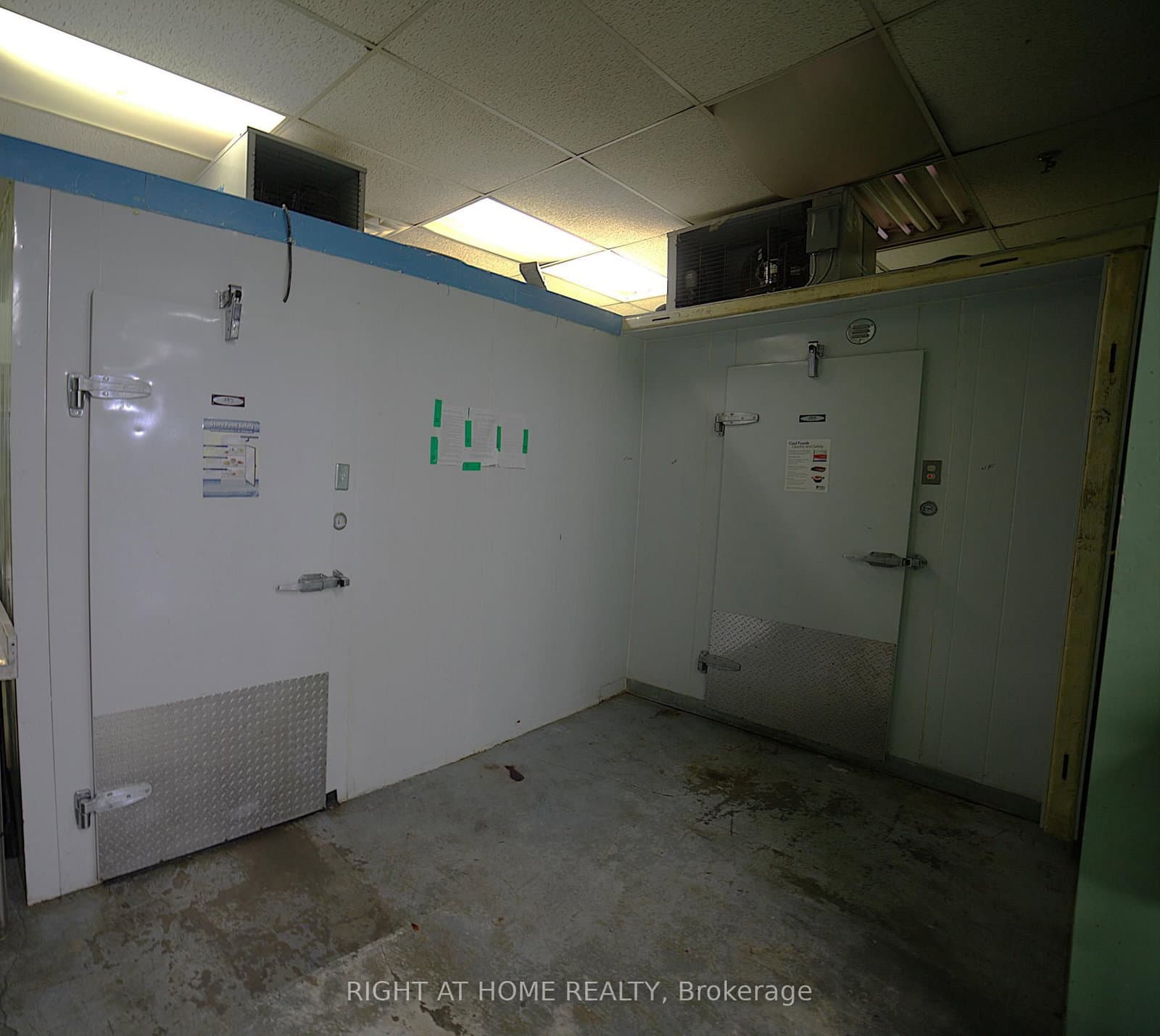 2465 Cawthra Road, Unit 112 thumbnail 5